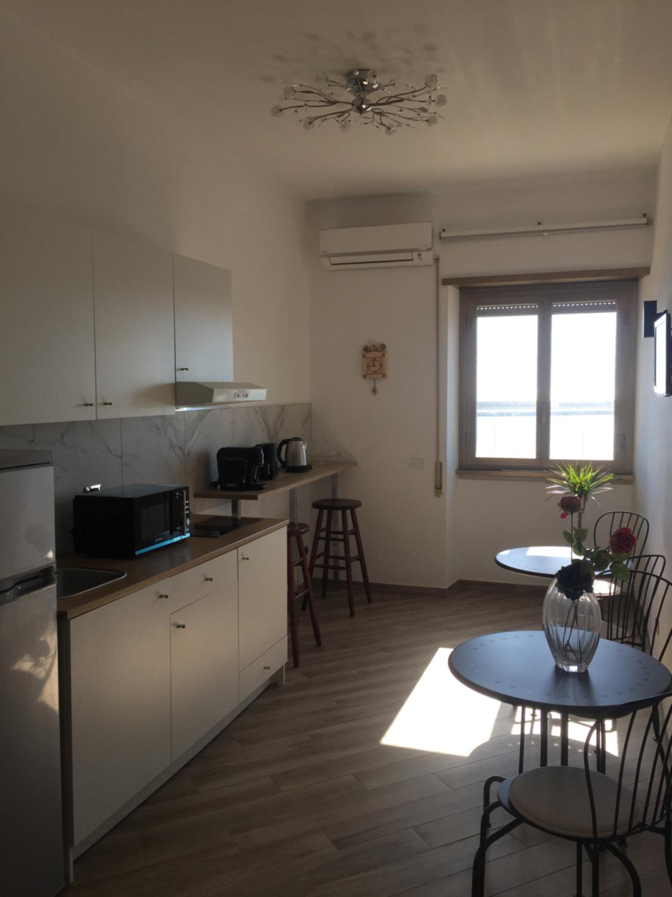 Deluxe Double Room with Balcony and Sea View - Photo 21