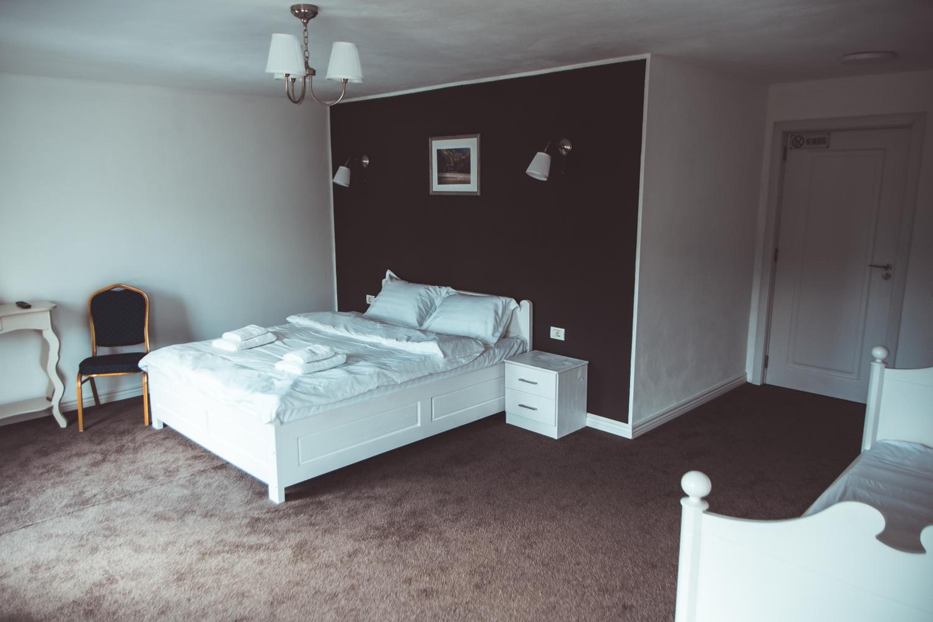 Superior King Suite photo 3