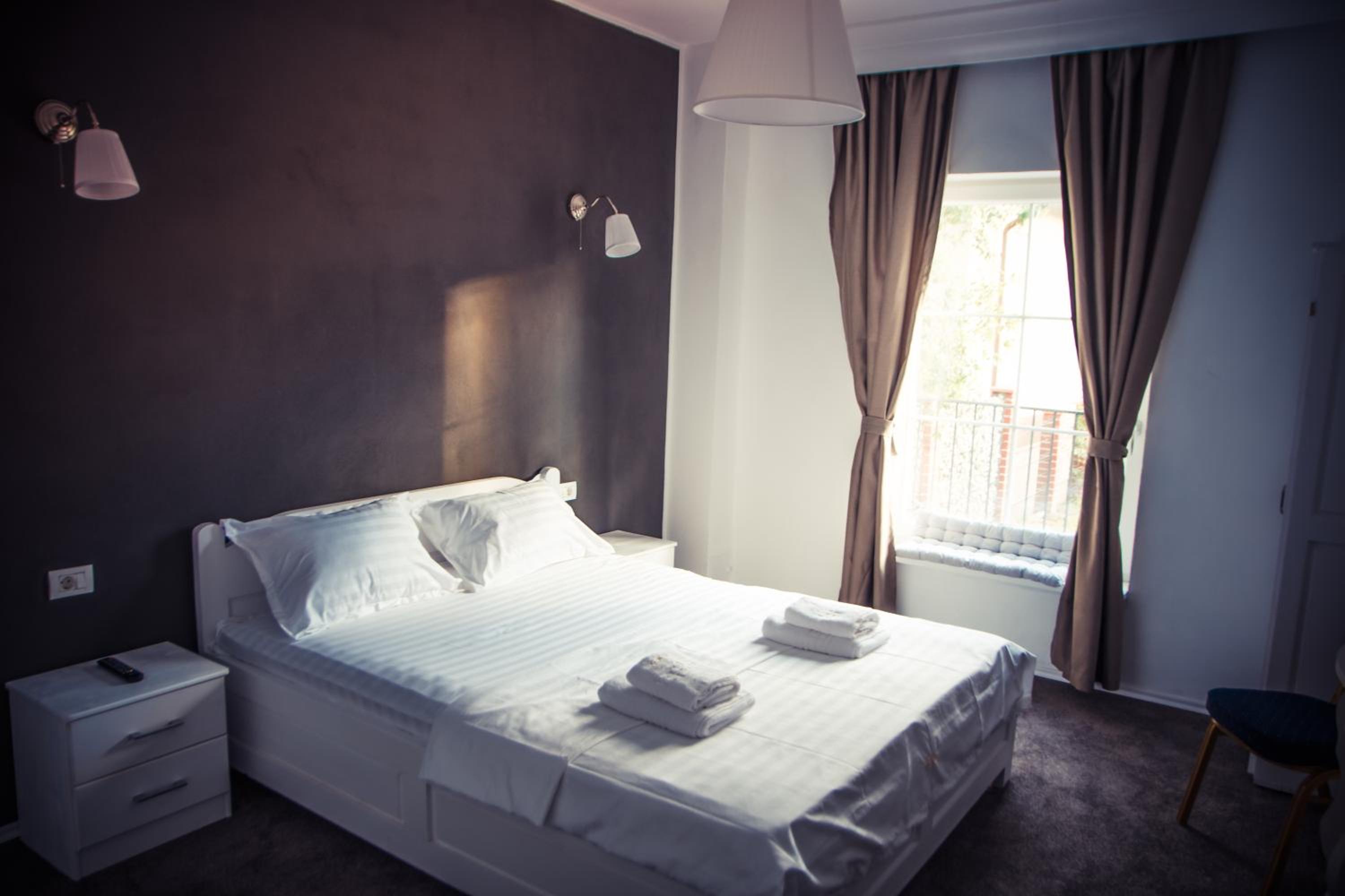 King Room with Balcony photo 2