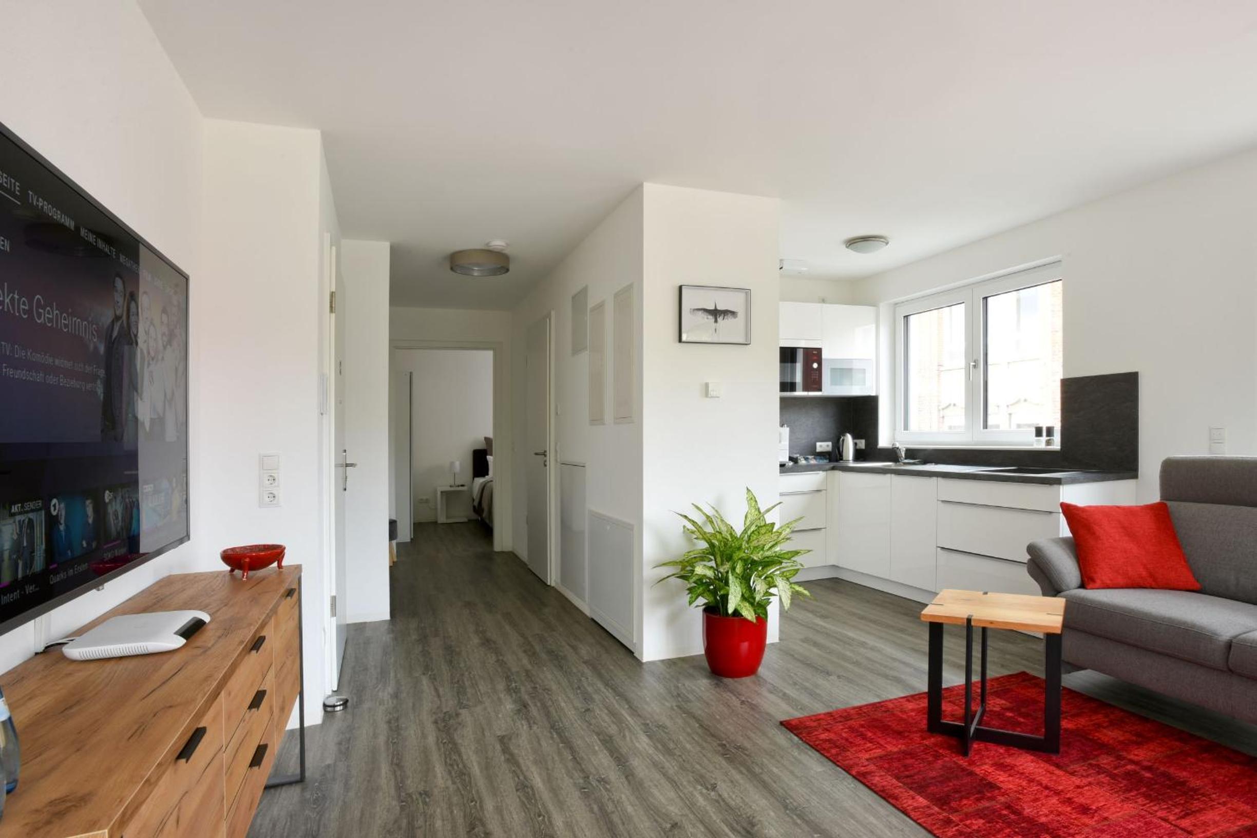 One-Bedroom Apartment photo 3