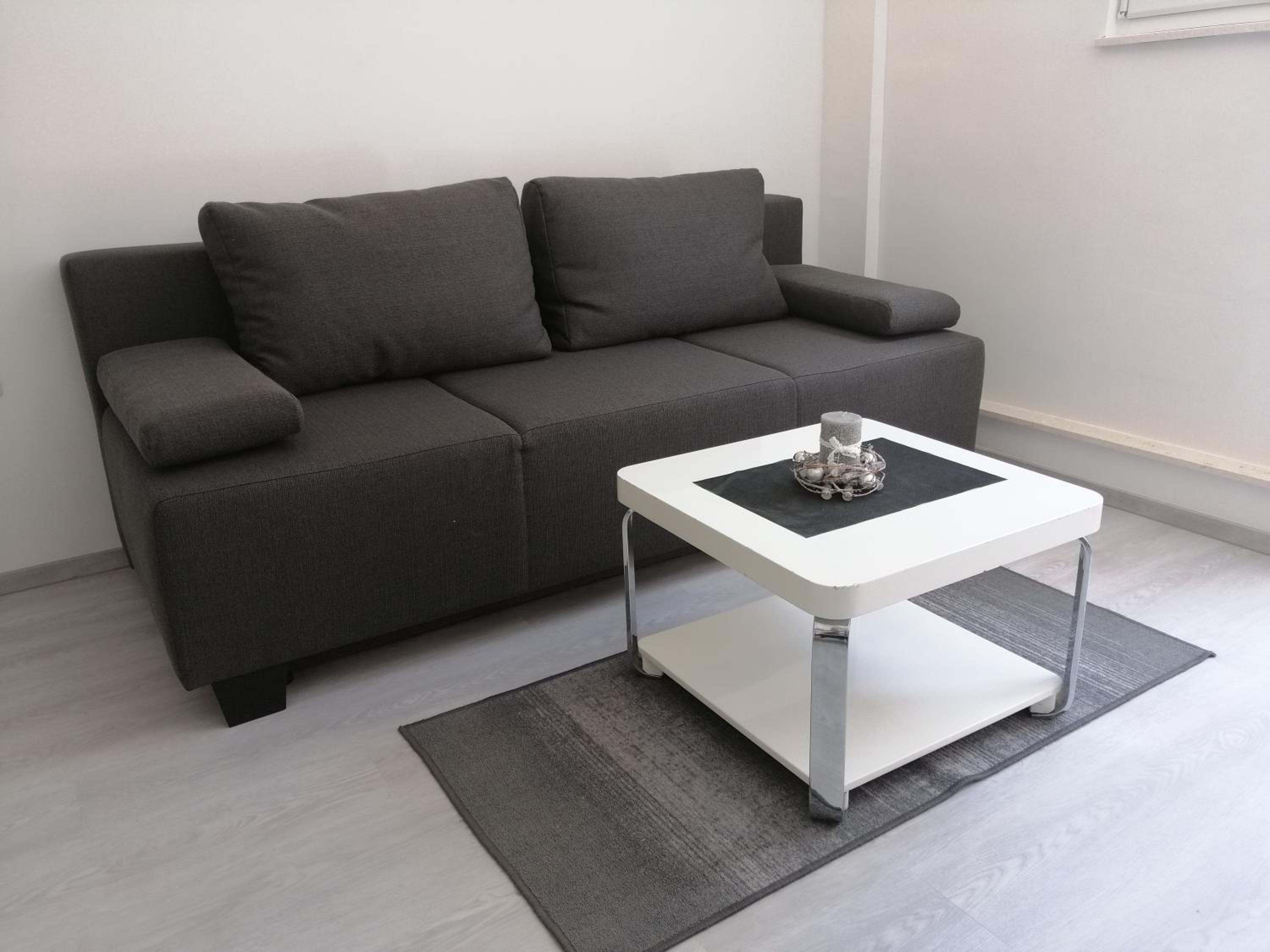 One-Bedroom Apartment with Terrace