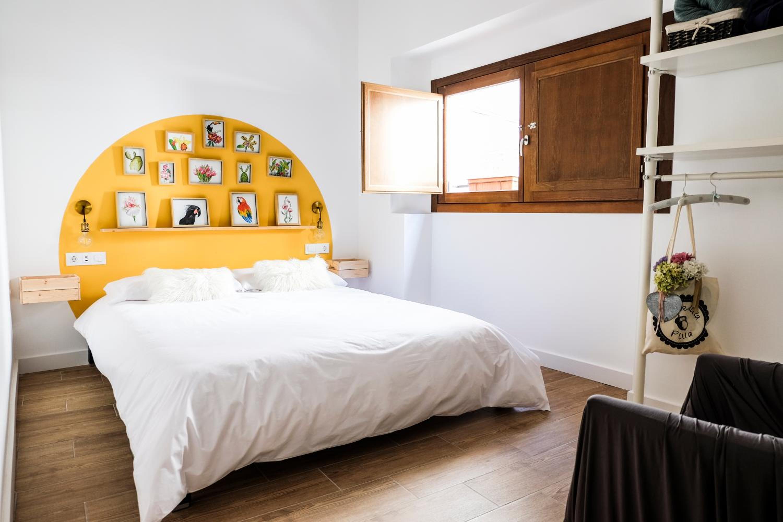 One-Bedroom Apartment with Balcony - Photo 10