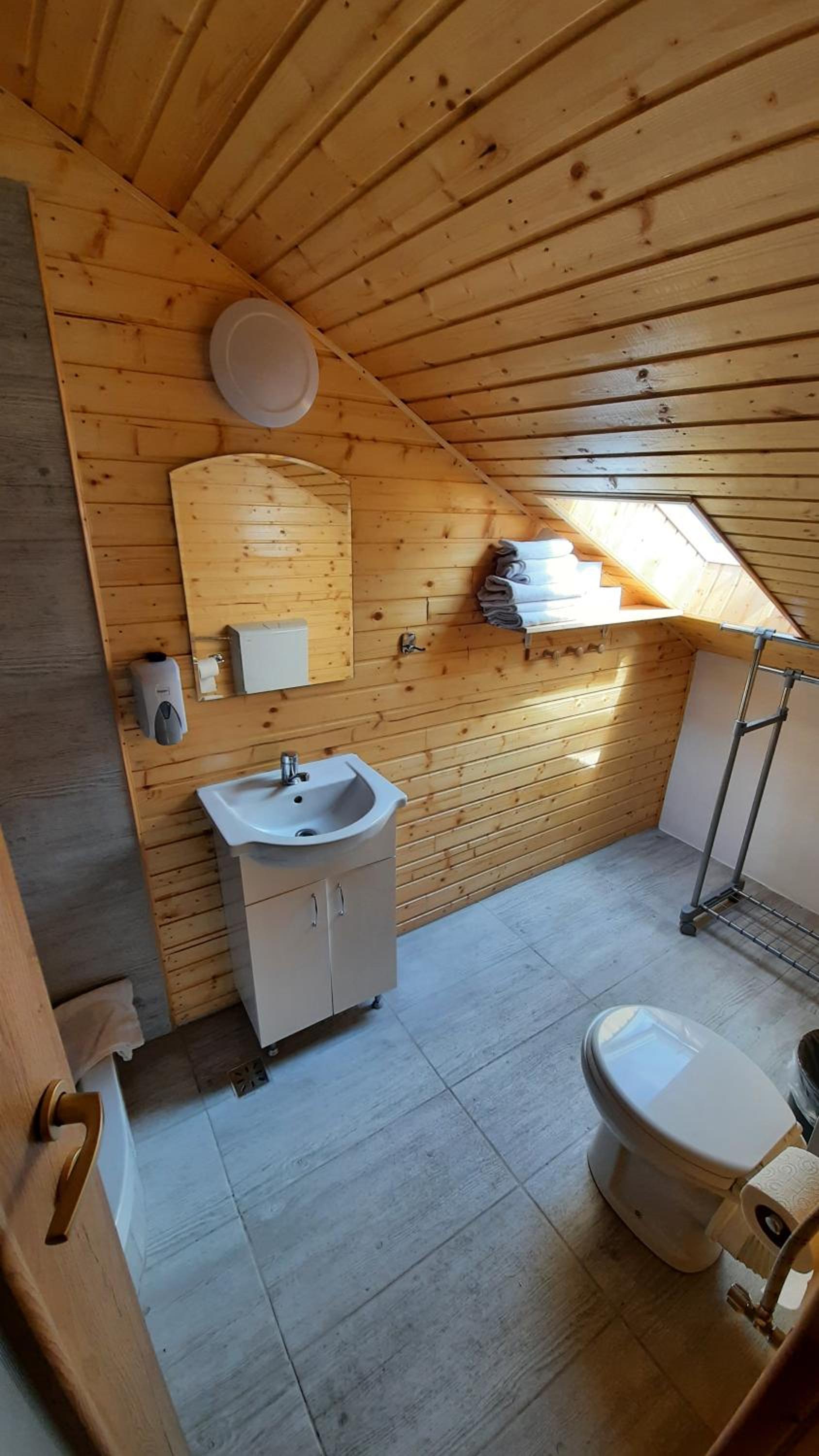 Triple Room with View - Photo 5