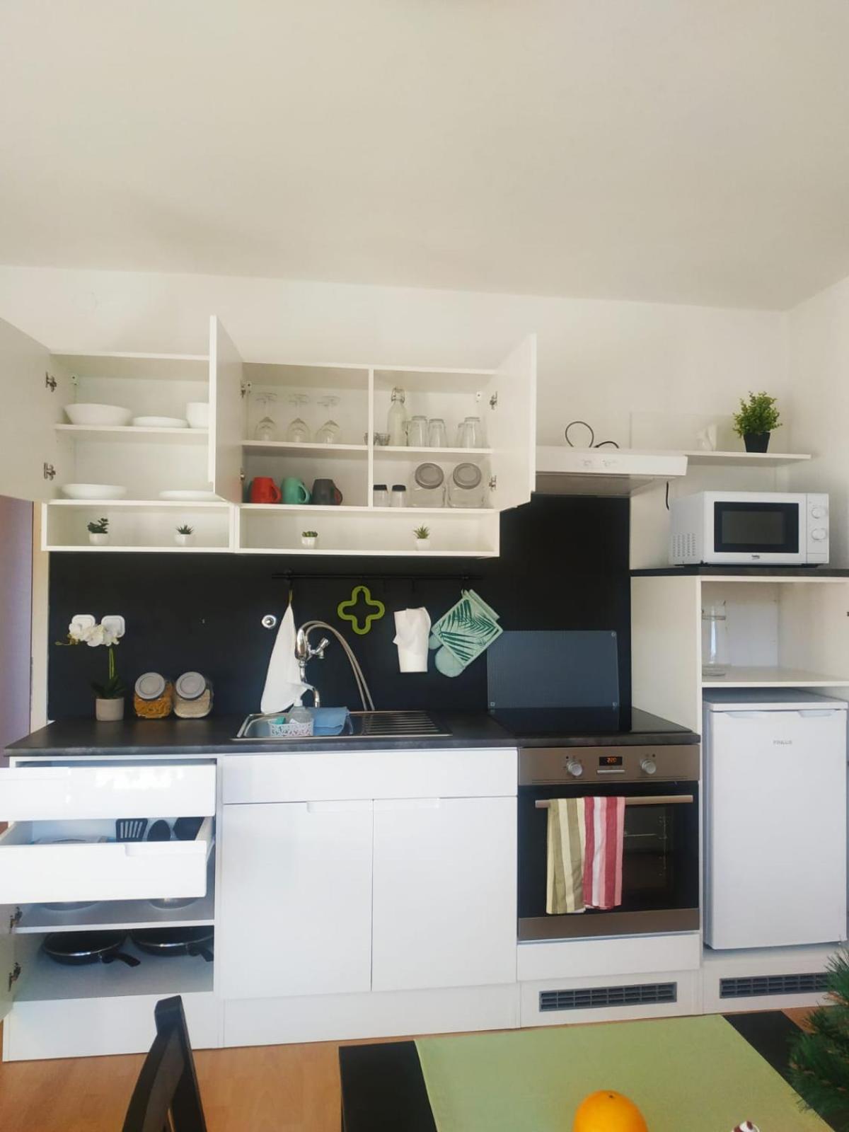 Two-Bedroom Apartment - Photo 28