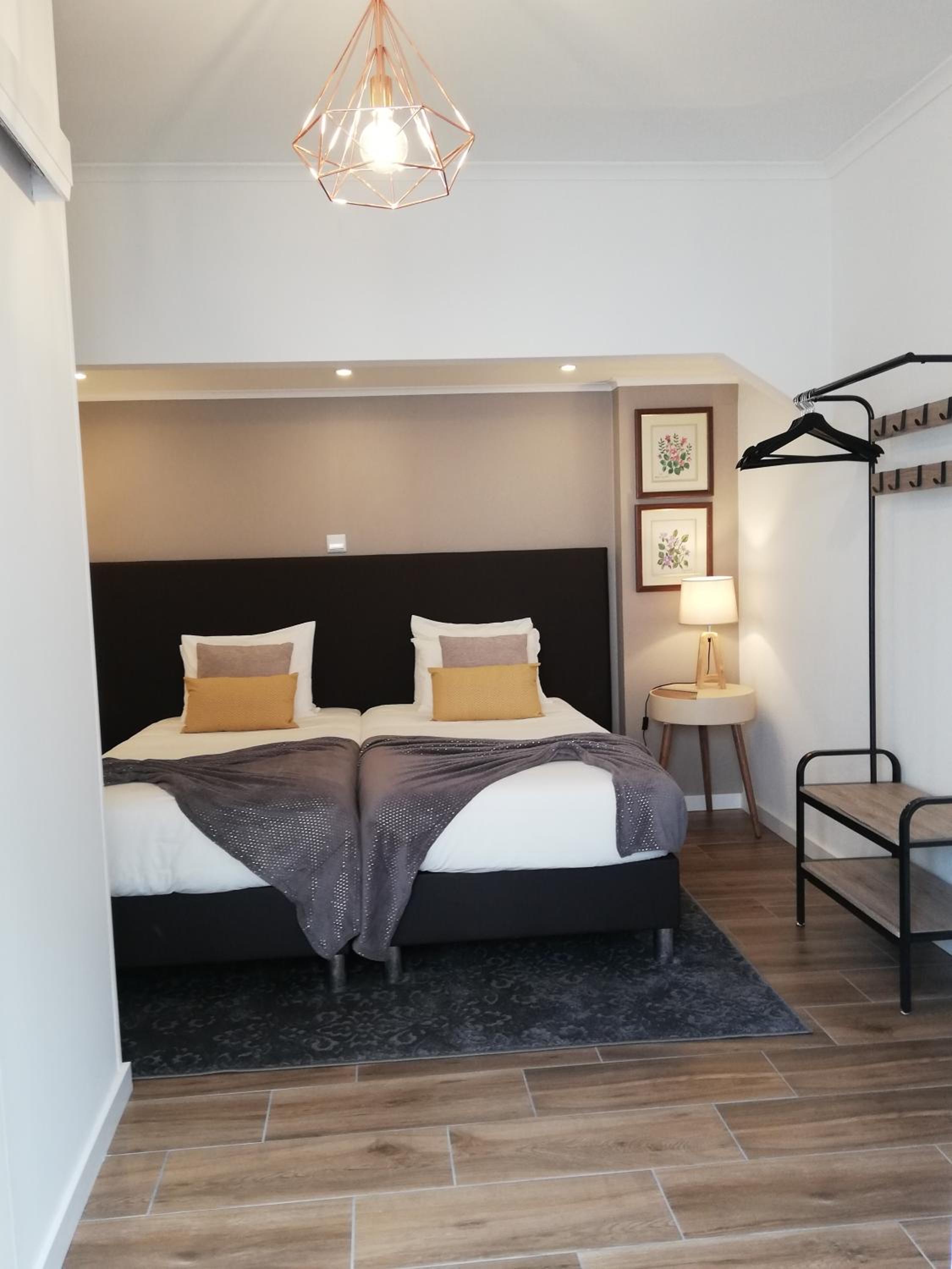 Suite - Photo 5