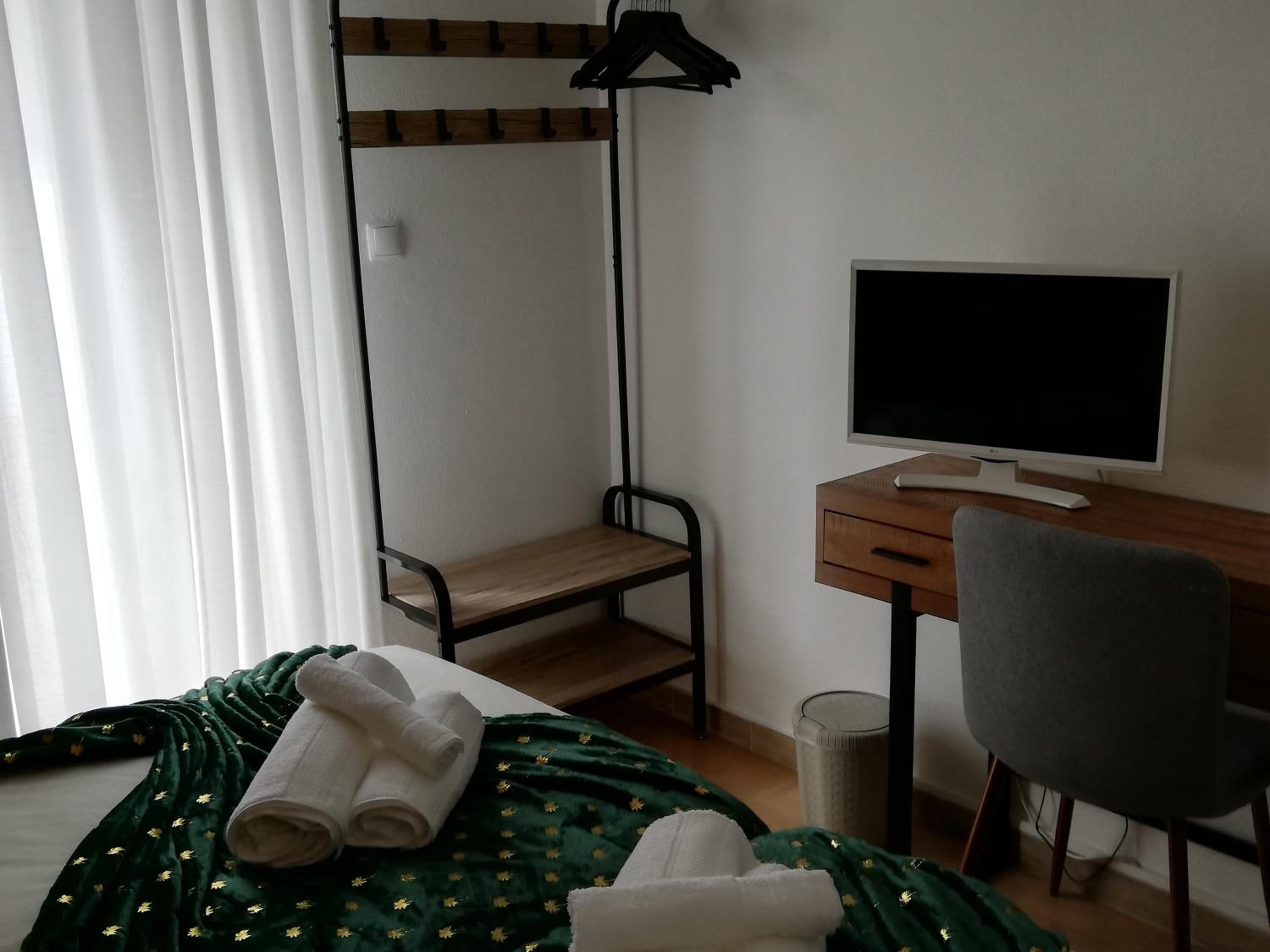 Junior Suite with Garden View - Photo 5