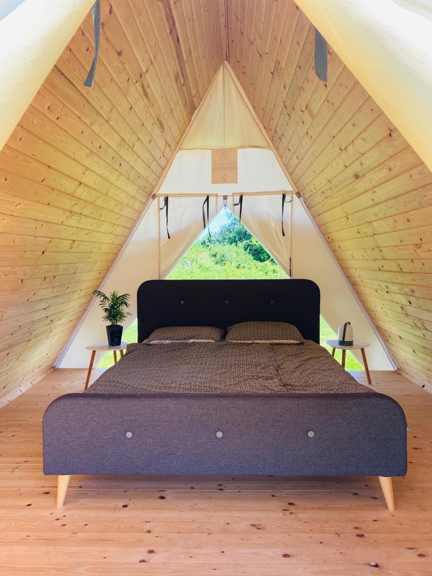Wooden Tent - Photo 4