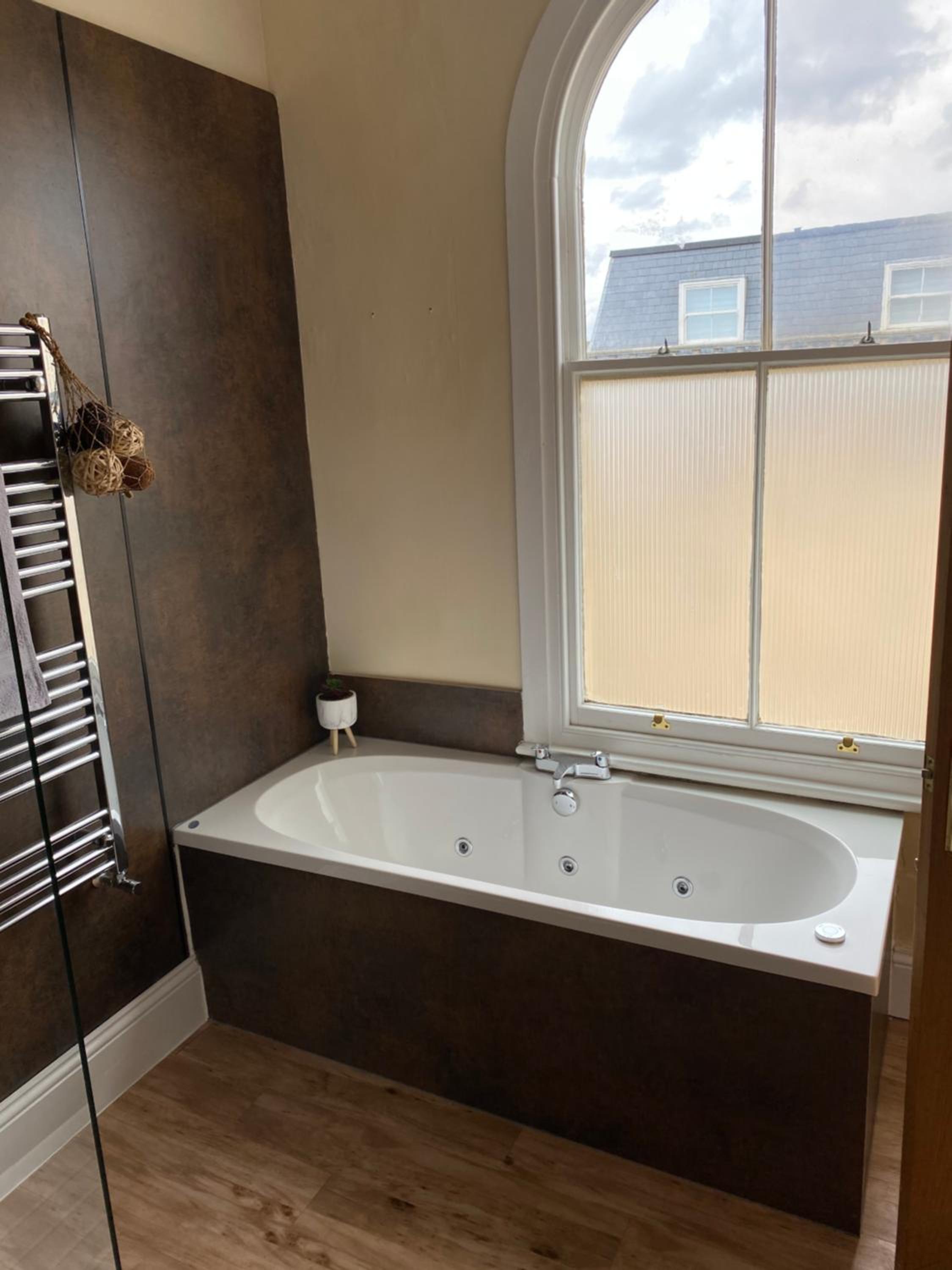 Double Room - Photo 7