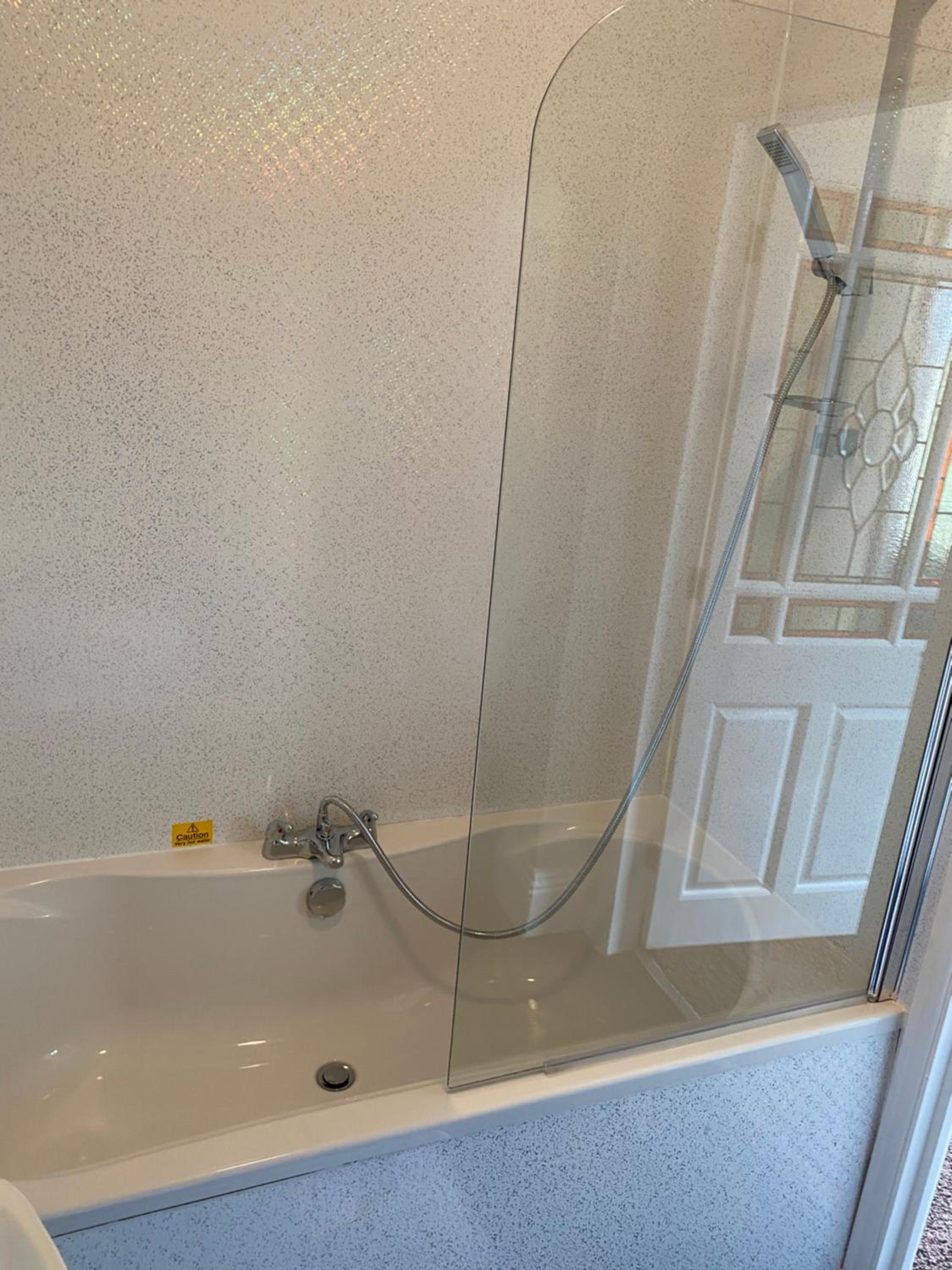 Large Double Room - Photo 4