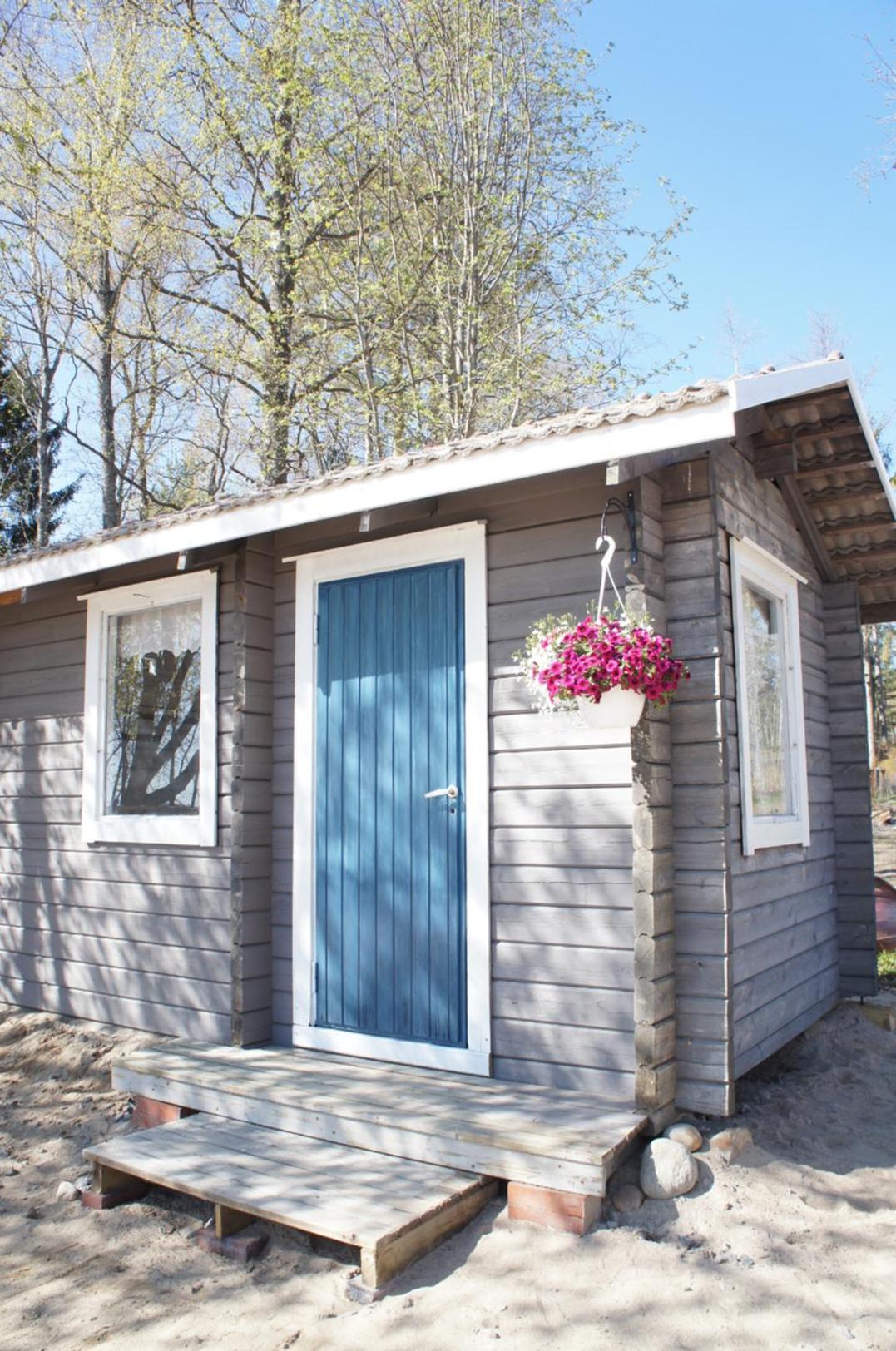 Eco Cottage On The Beach- Shared Bathroom