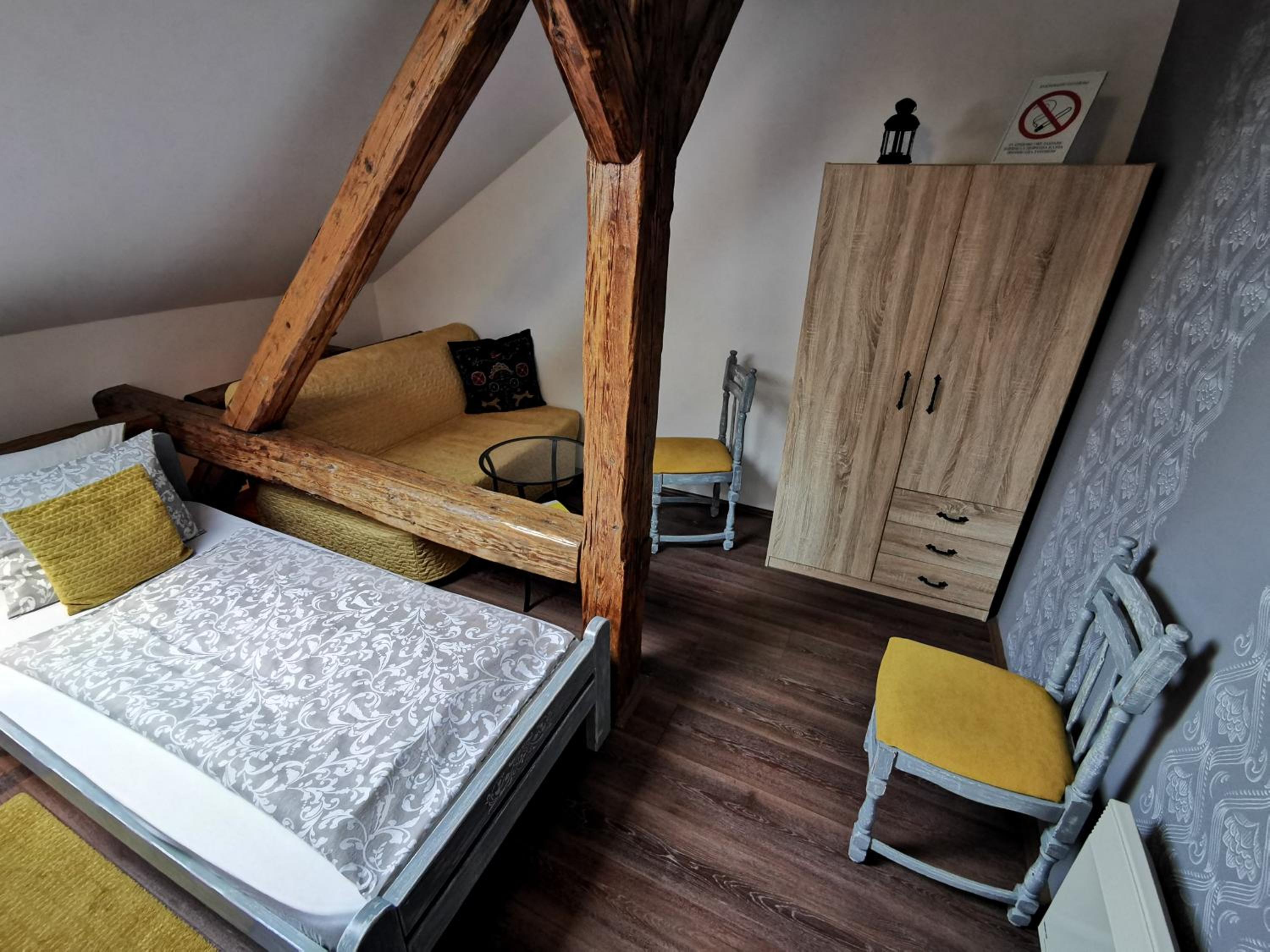 Deluxe Double or Twin Room photo 3