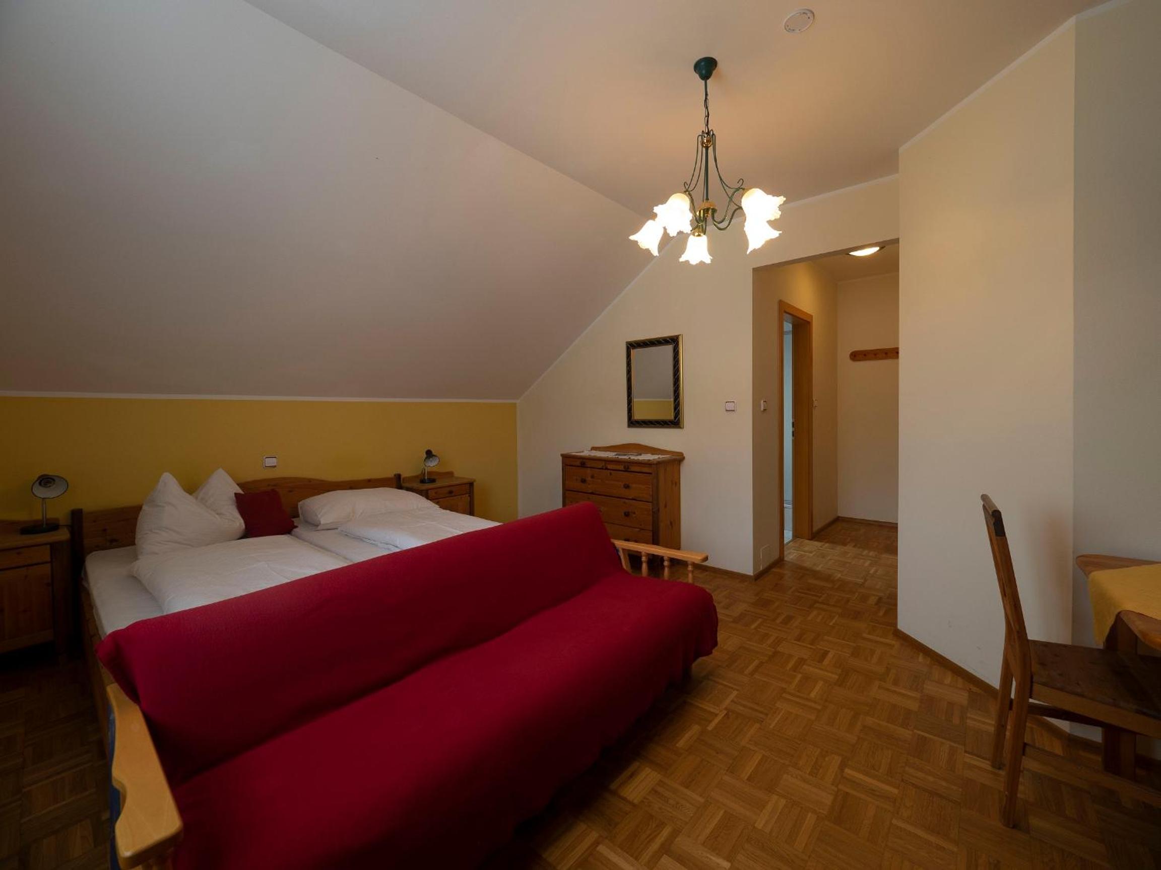 Double Room - Photo 5