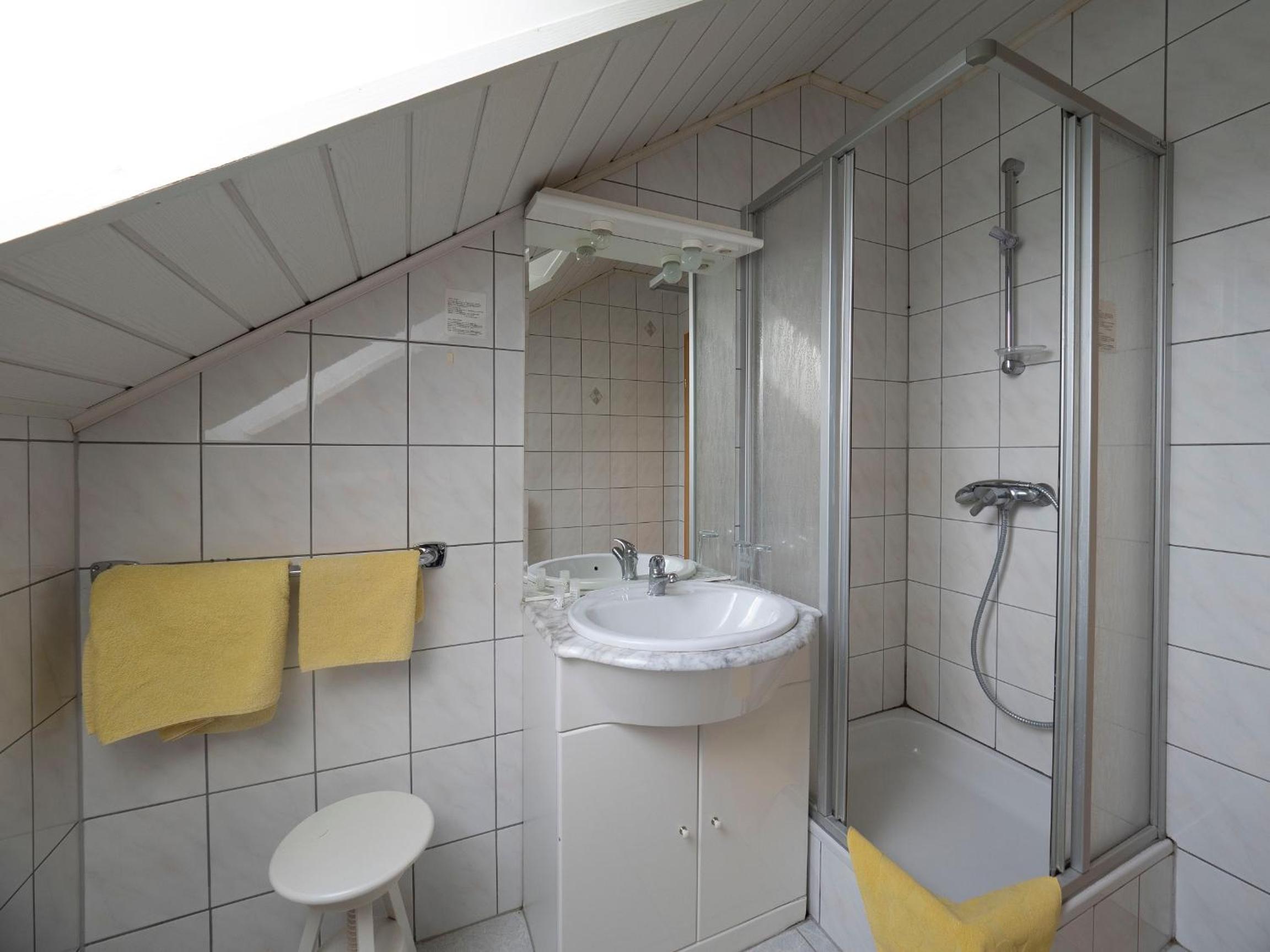 Double Room - Photo 3