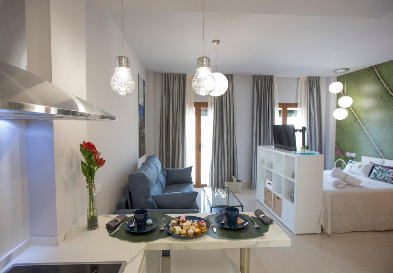 Studio Apartment - Photo 3