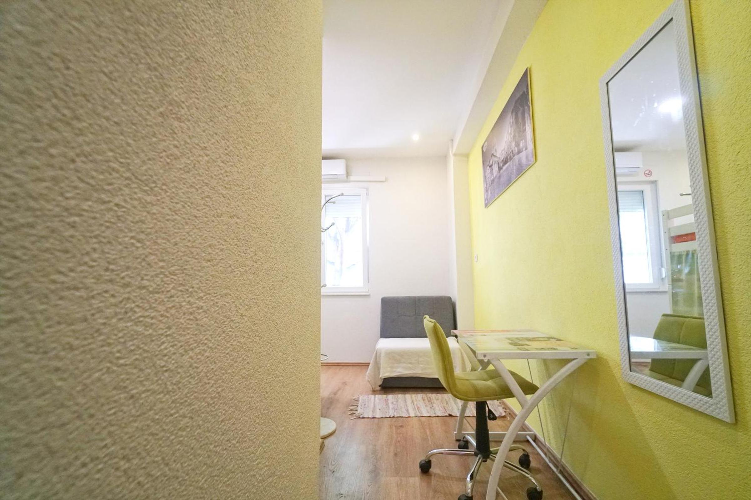 Twin Room with Shared Bathroom