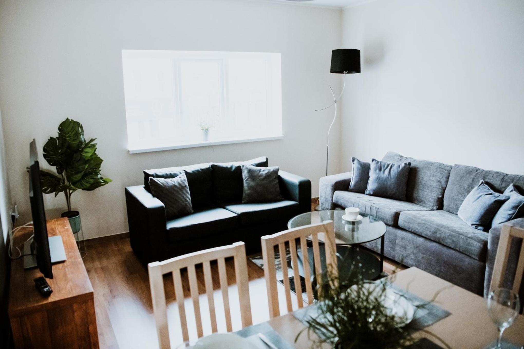 Two-Bedroom Apartment - Photo 2