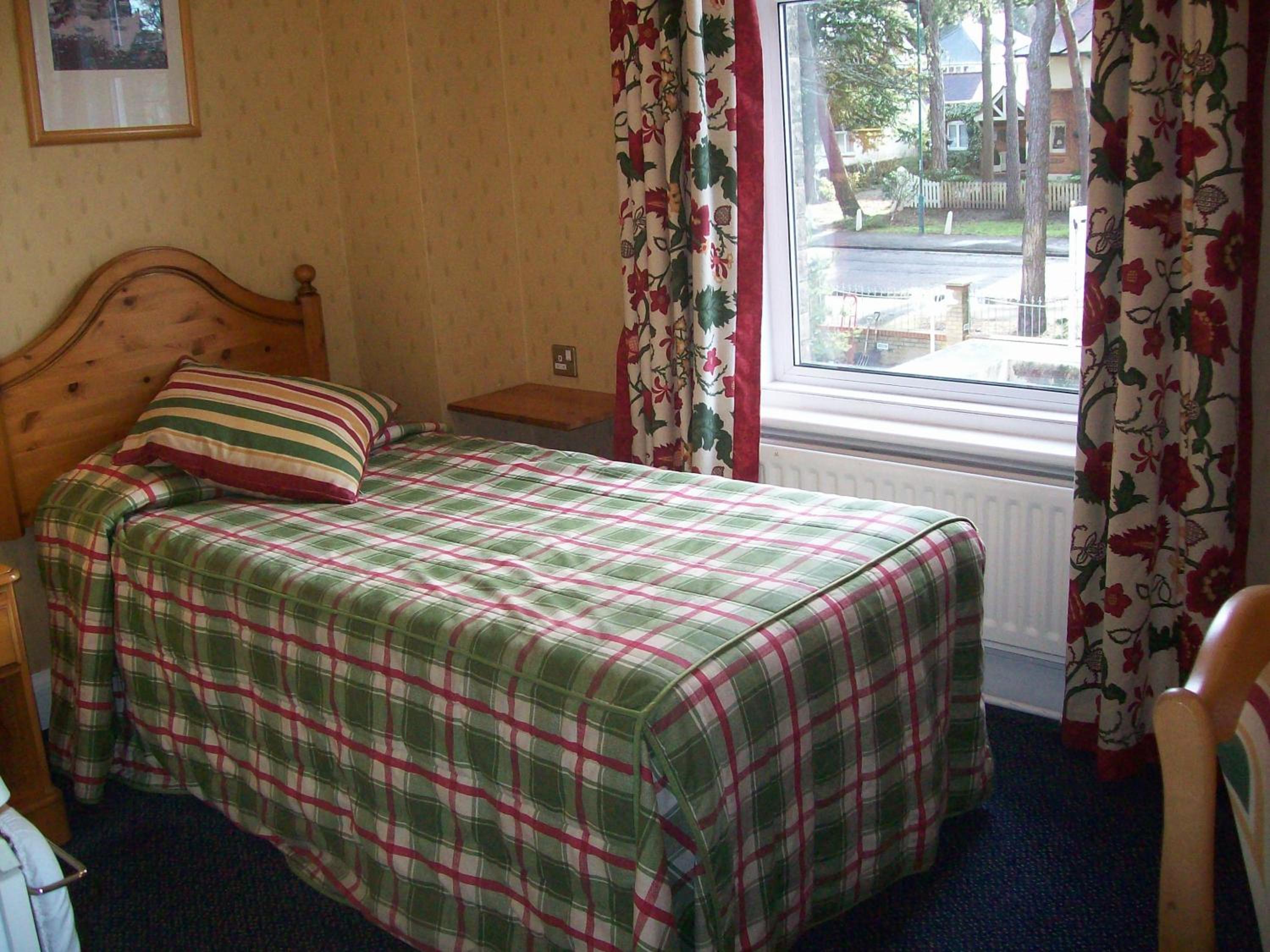 Single Room photo 2