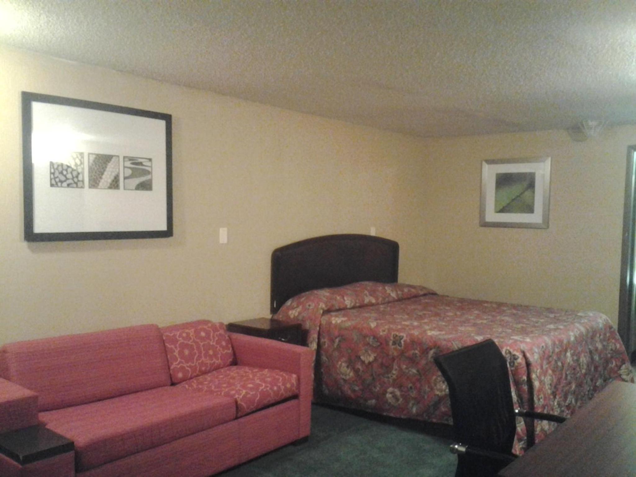 Double Room - Photo 5