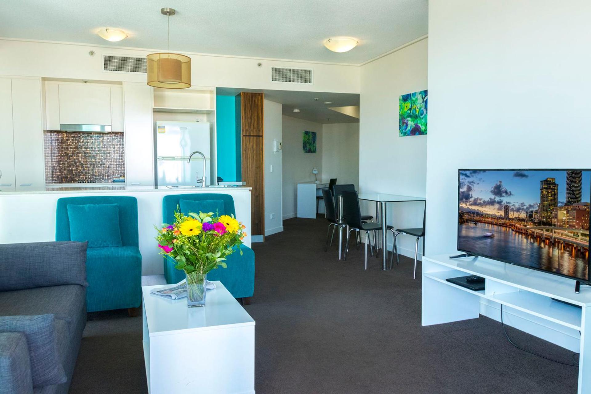 Two-Bedroom River View Apartment - Healthy Sleep Package - Photo 13