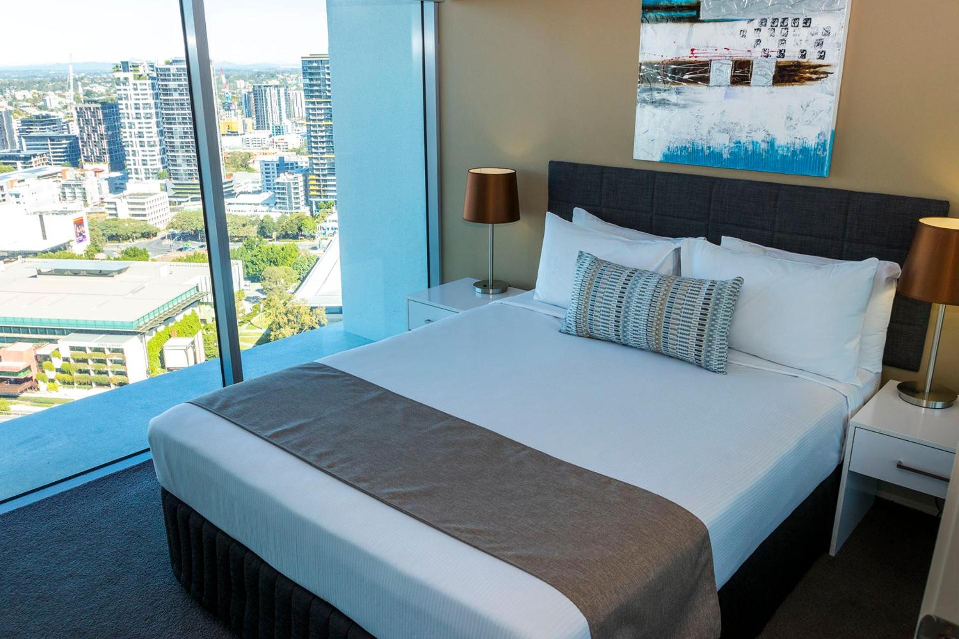 Two-Bedroom River View Apartment - Healthy Sleep Package - Photo 21