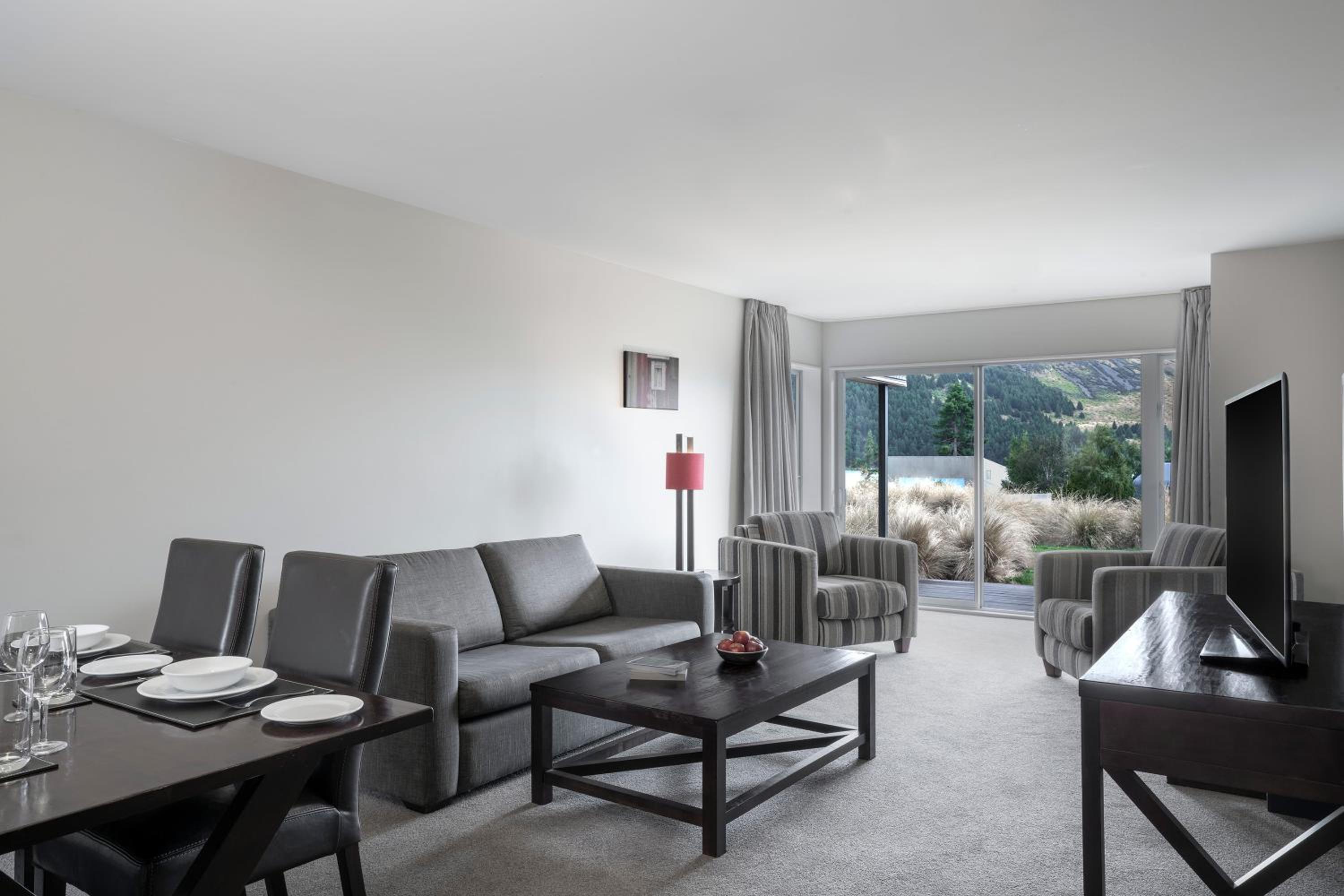 One-Bedroom Villa With Lake View