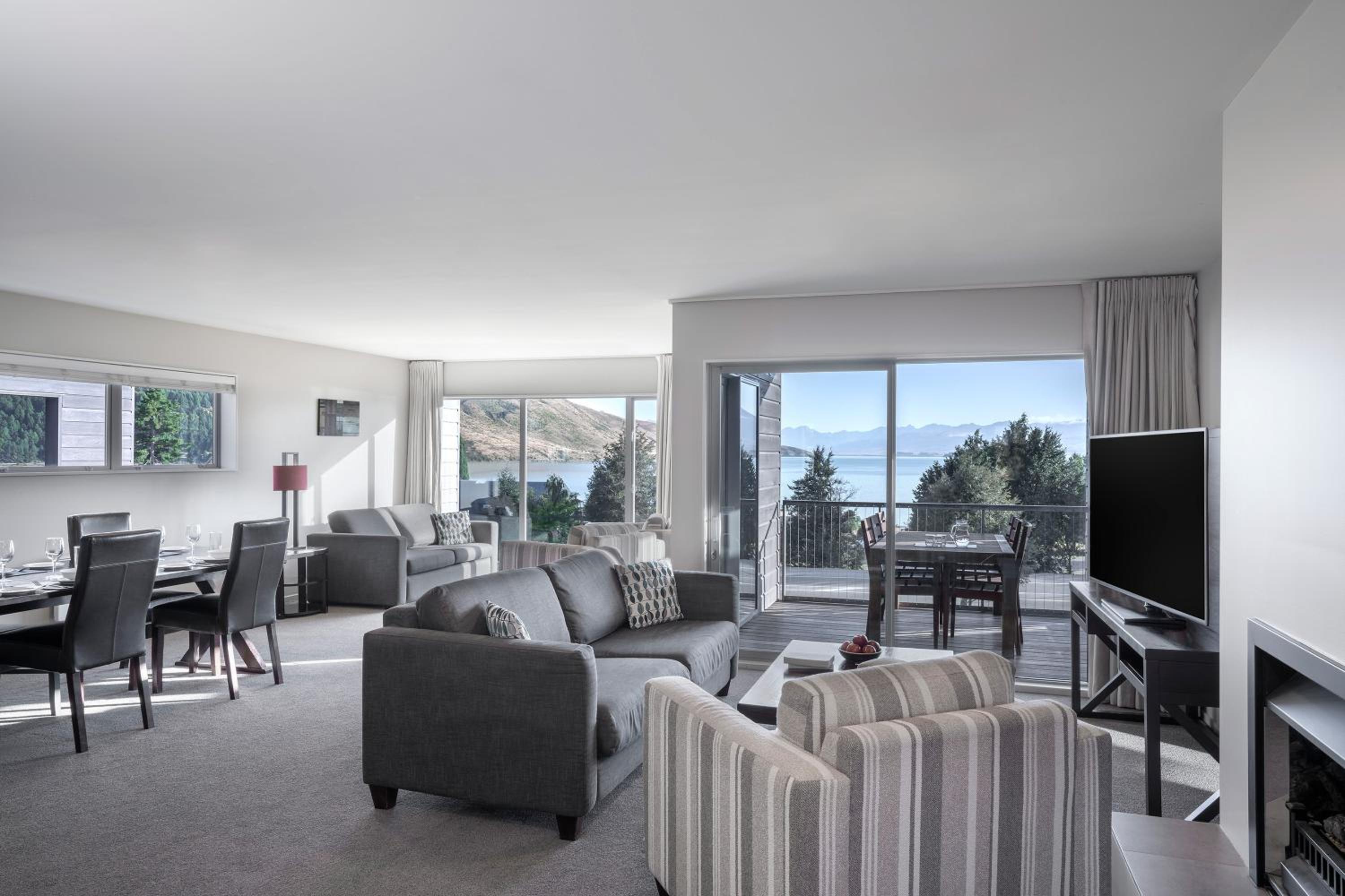 Three-Bedroom Villa With Lake View
