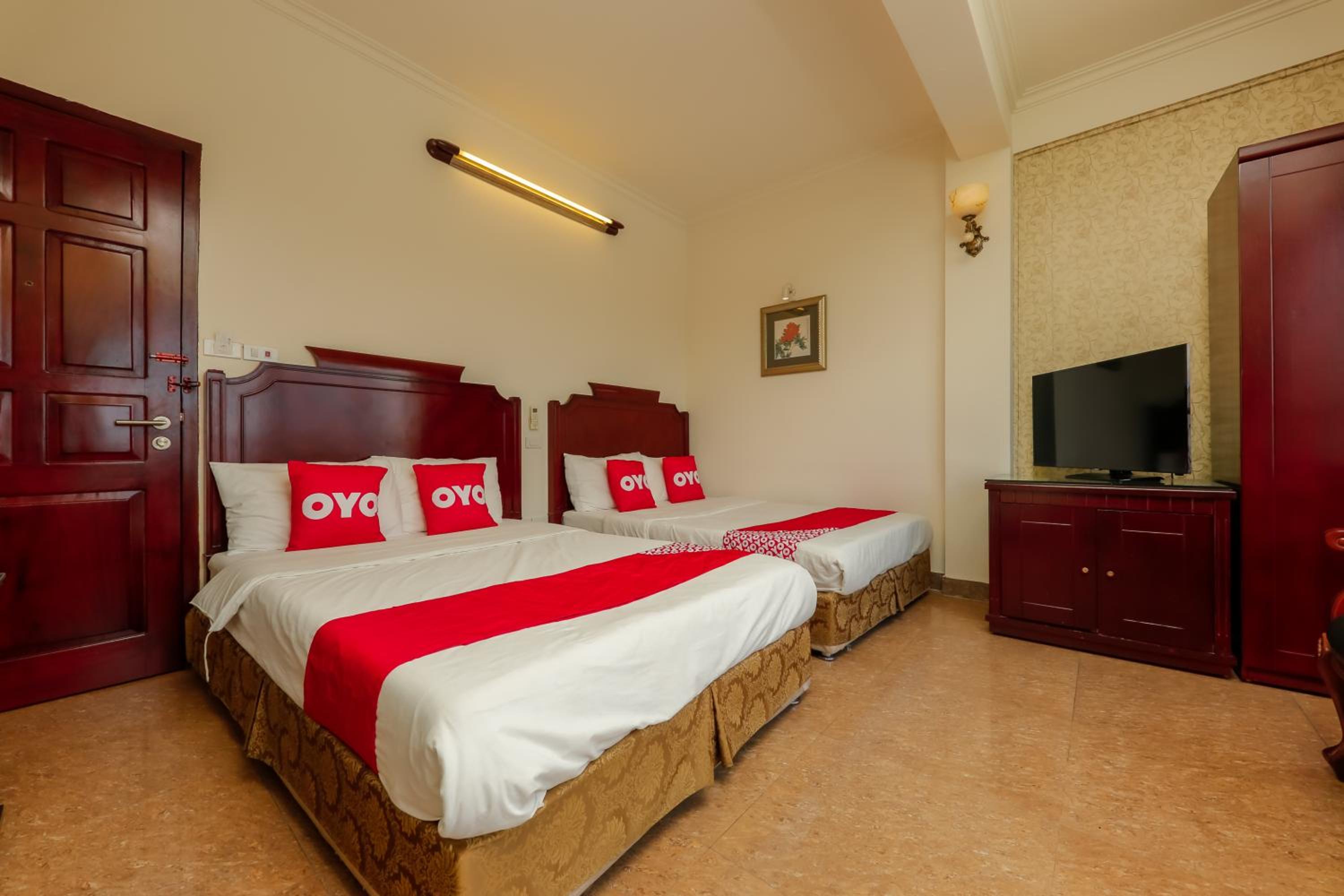 Deluxe Family Room - Photo 5