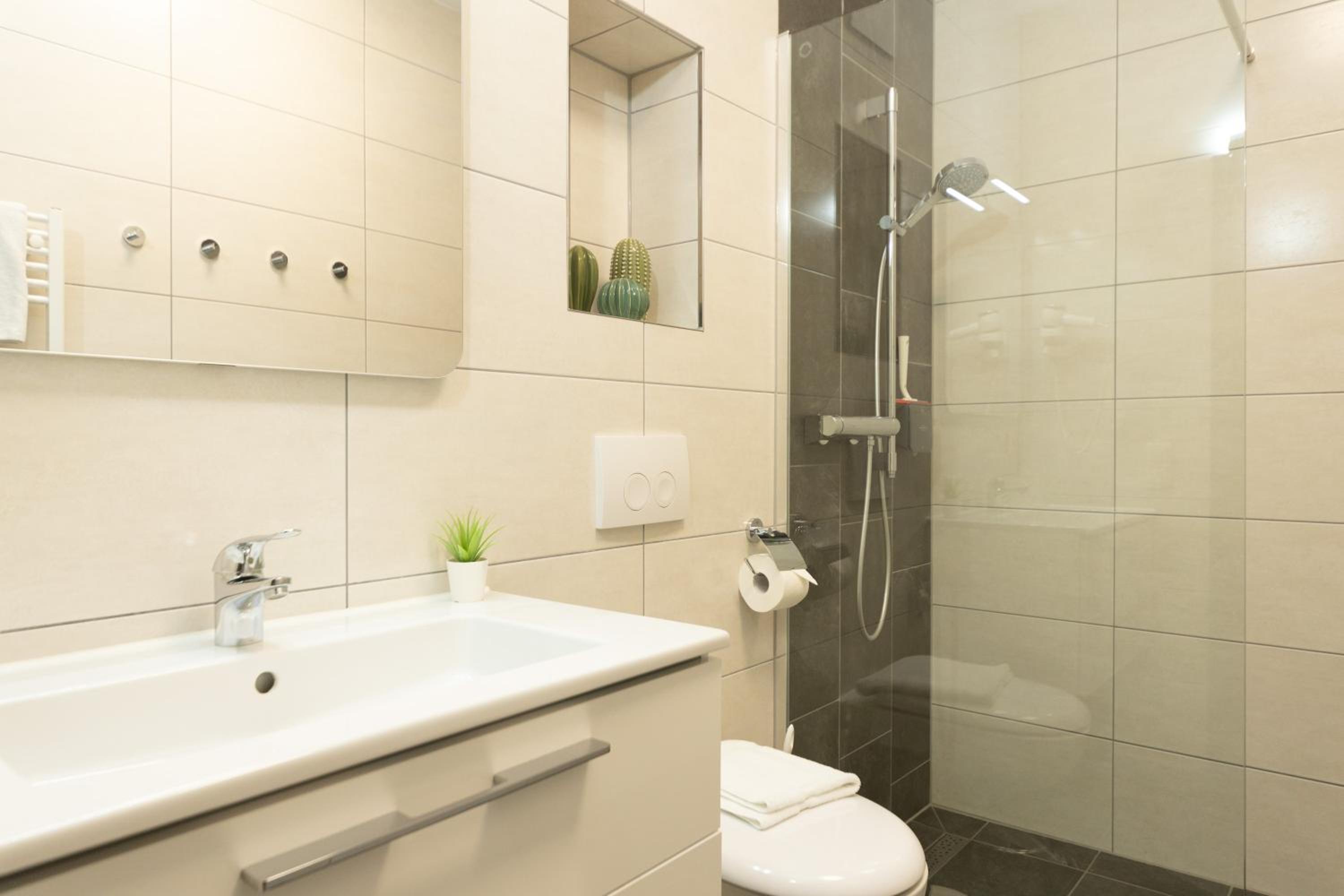 Double Room - Photo 4