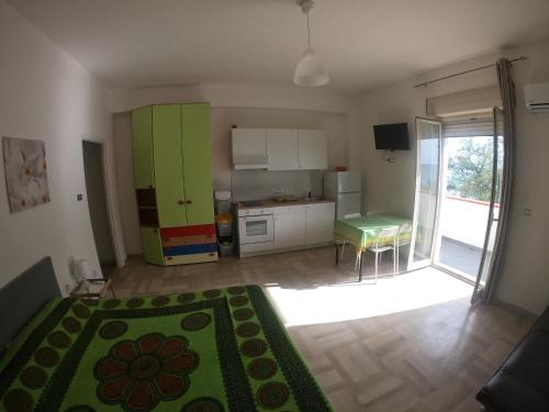 Holiday Home - Photo 6