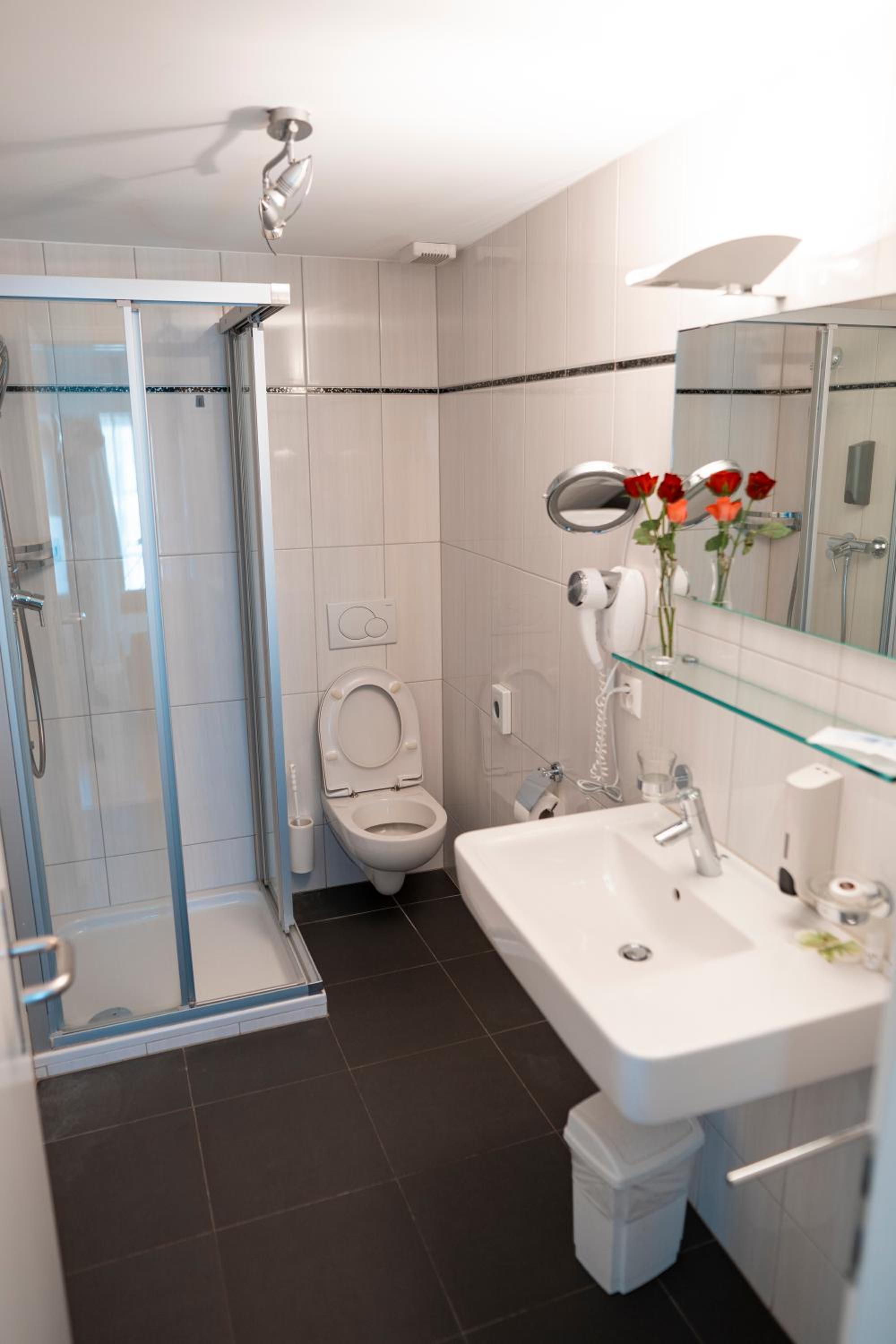 Superior Suite - Photo 6