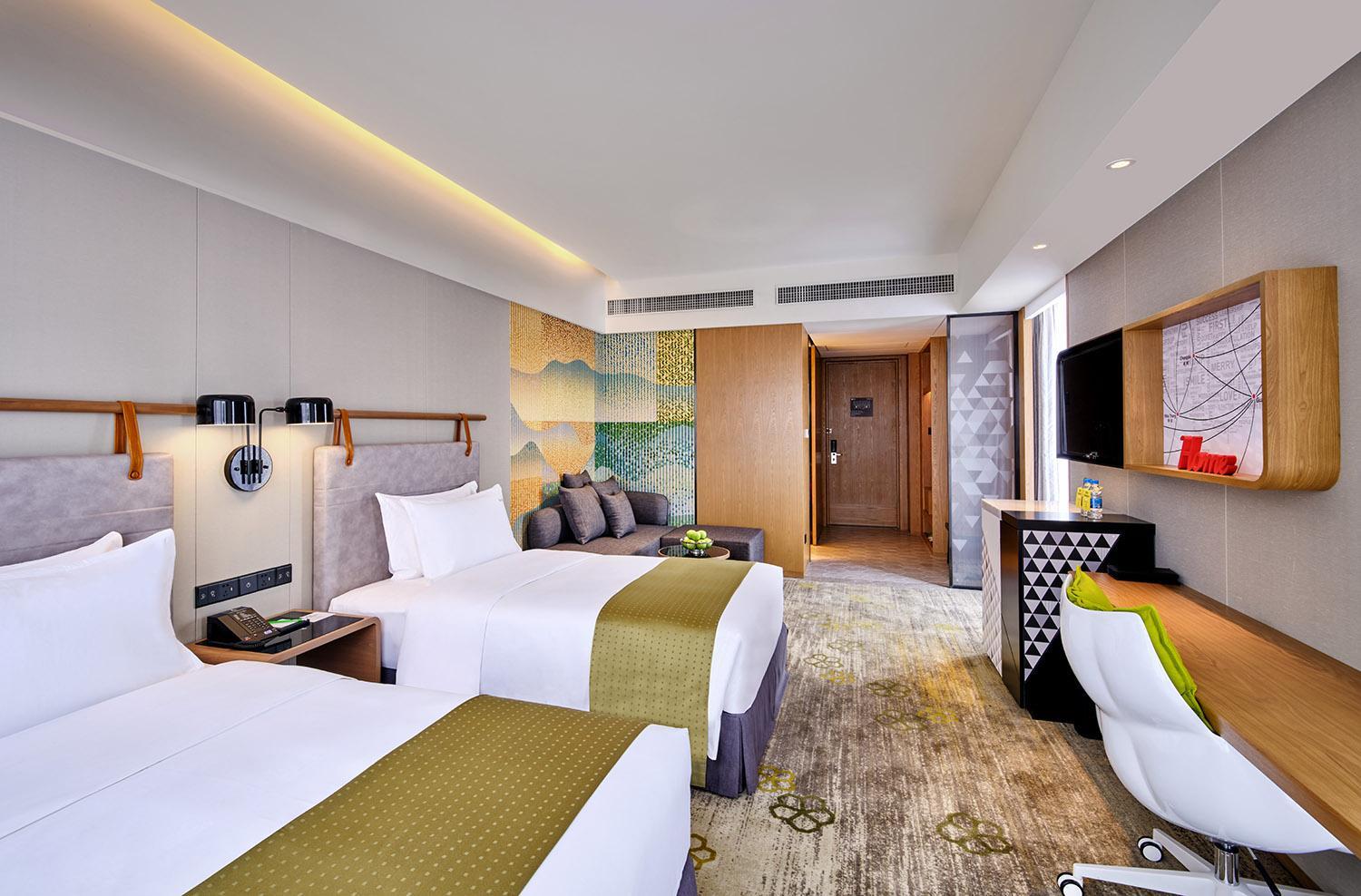 Standard Twin Room - Photo 3