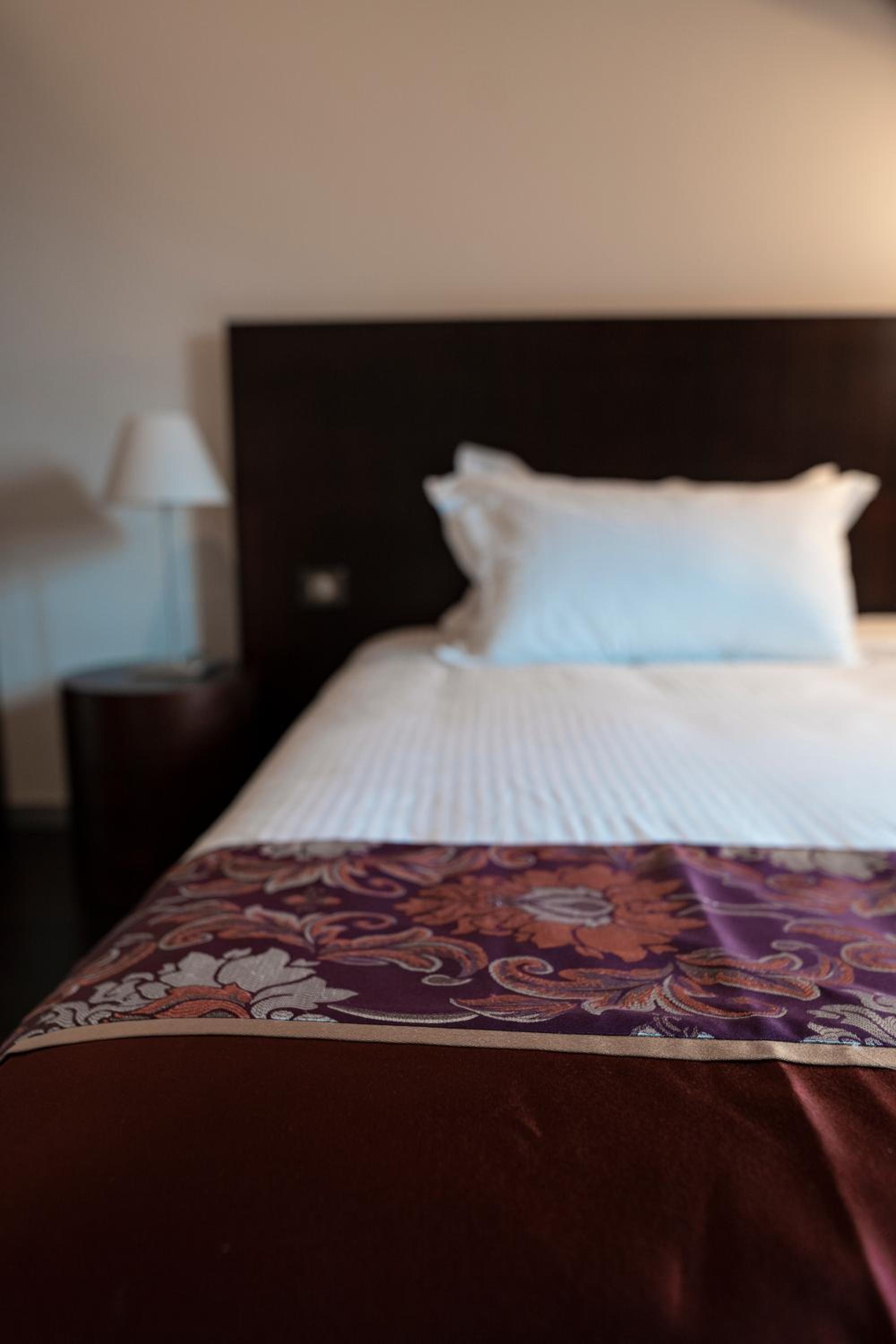 Standard King Room - Photo 1