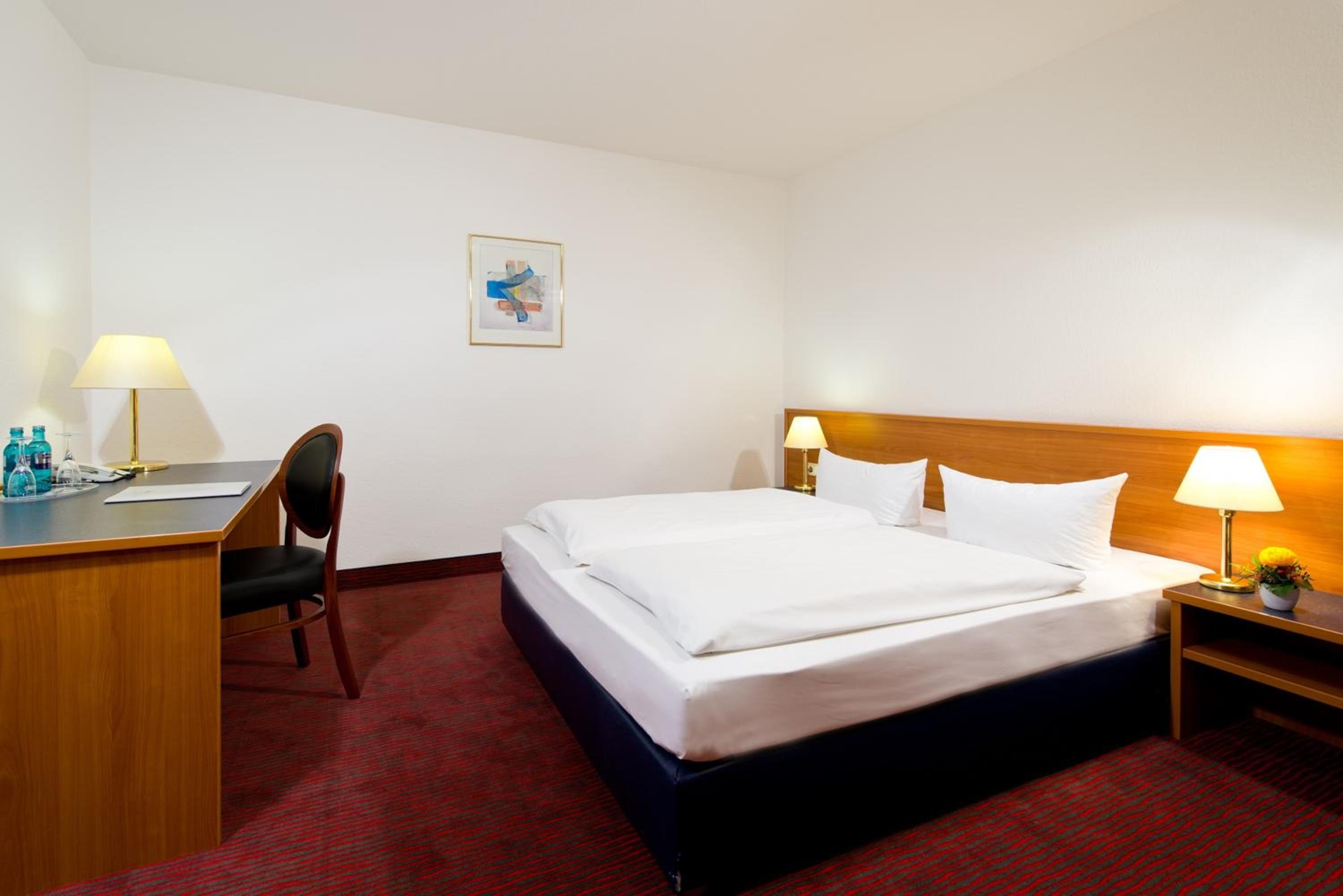 Business Double or Twin Room - Photo 4