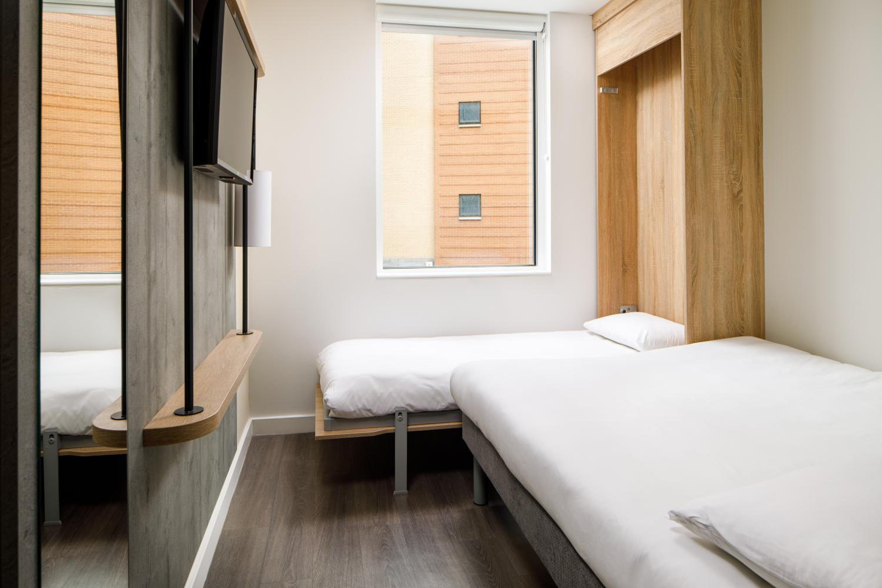 Triple Room - Photo 7