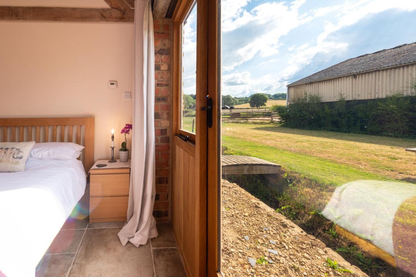 Deluxe Double Room with Shower photo 2