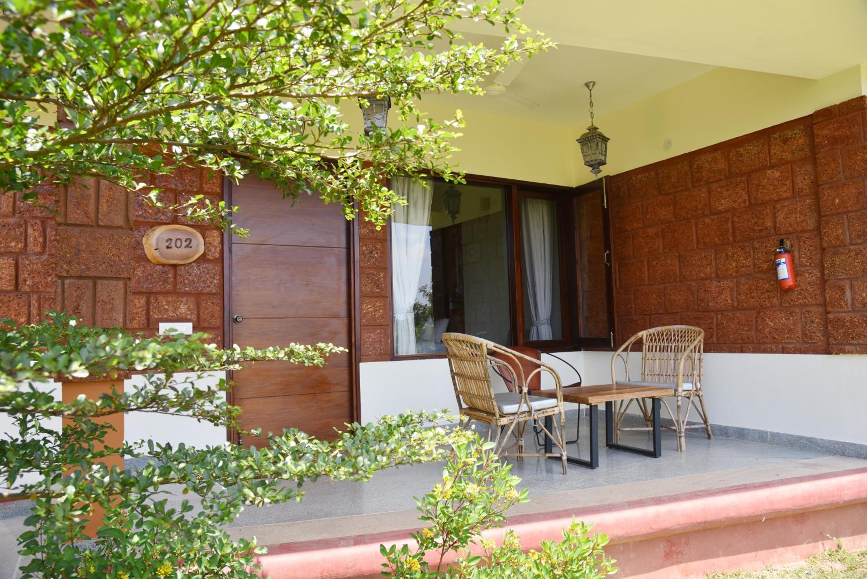 Suite with Garden - Photo 7