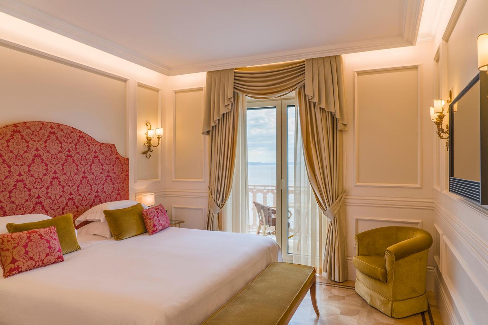 Suite - Photo 3