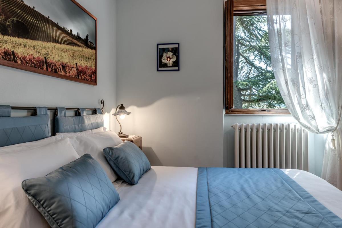 Double or Twin Room photo 2