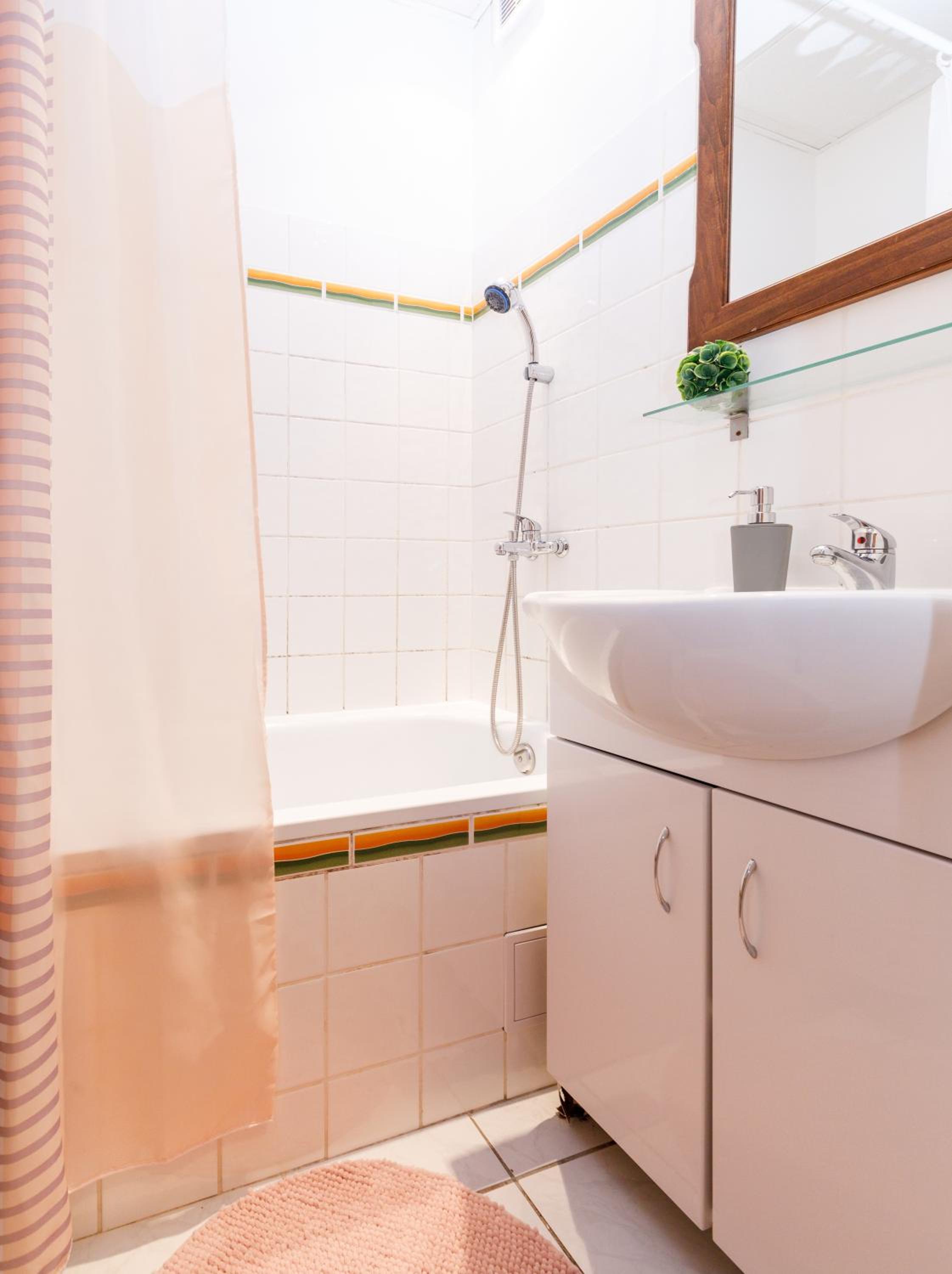 Standard Apartment - Photo 4