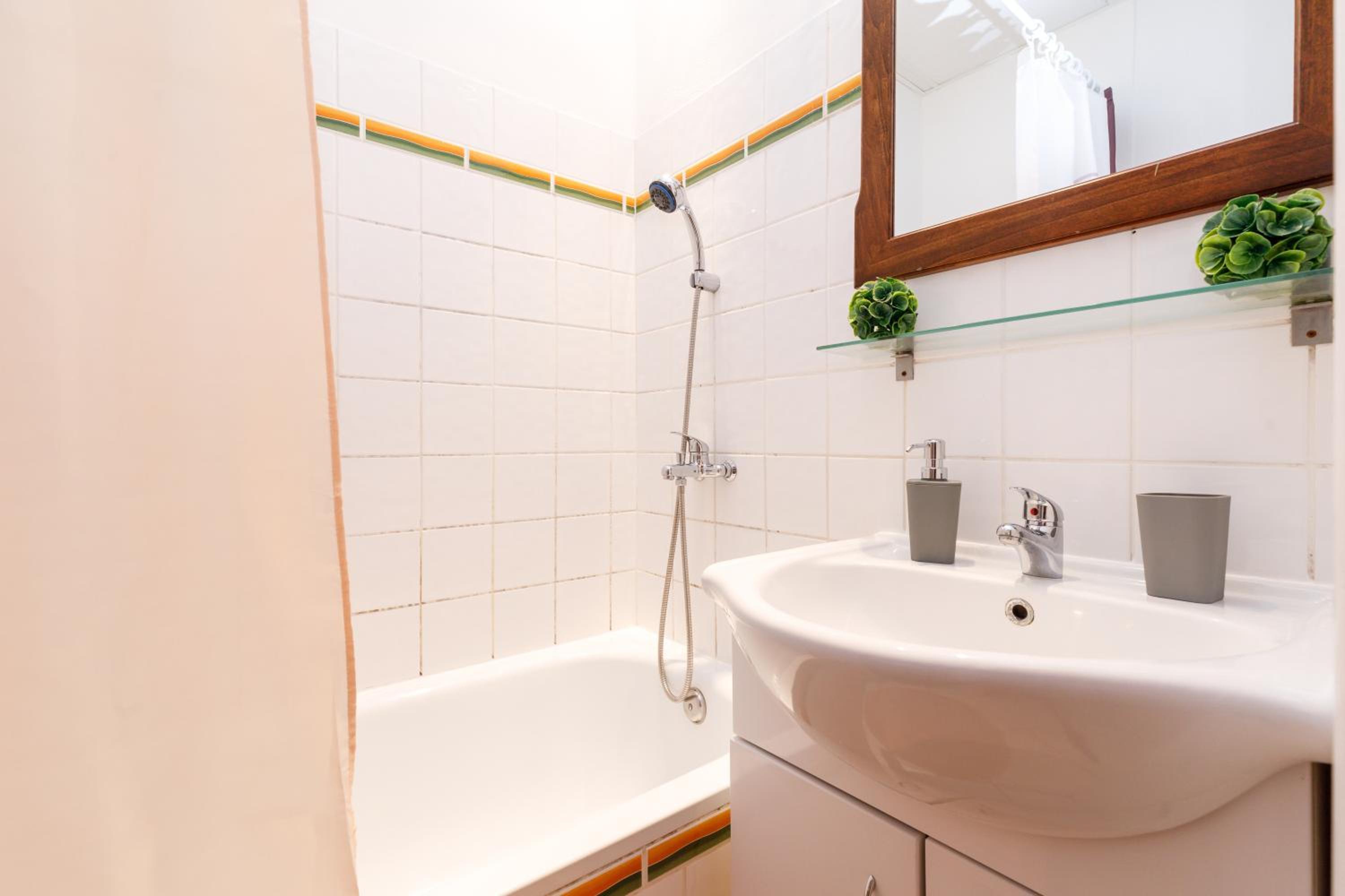 Standard Apartment - Photo 3