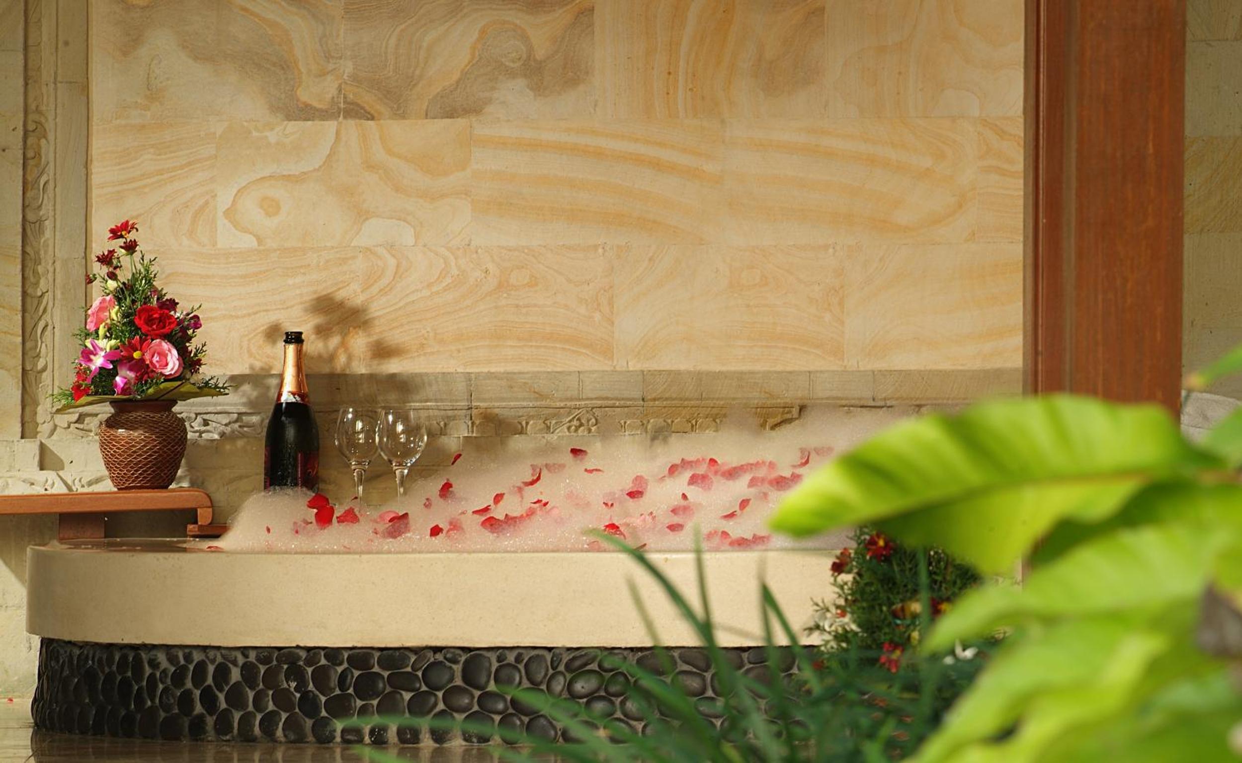 Healing Pool Villa with Daily 60-Minutes Massages