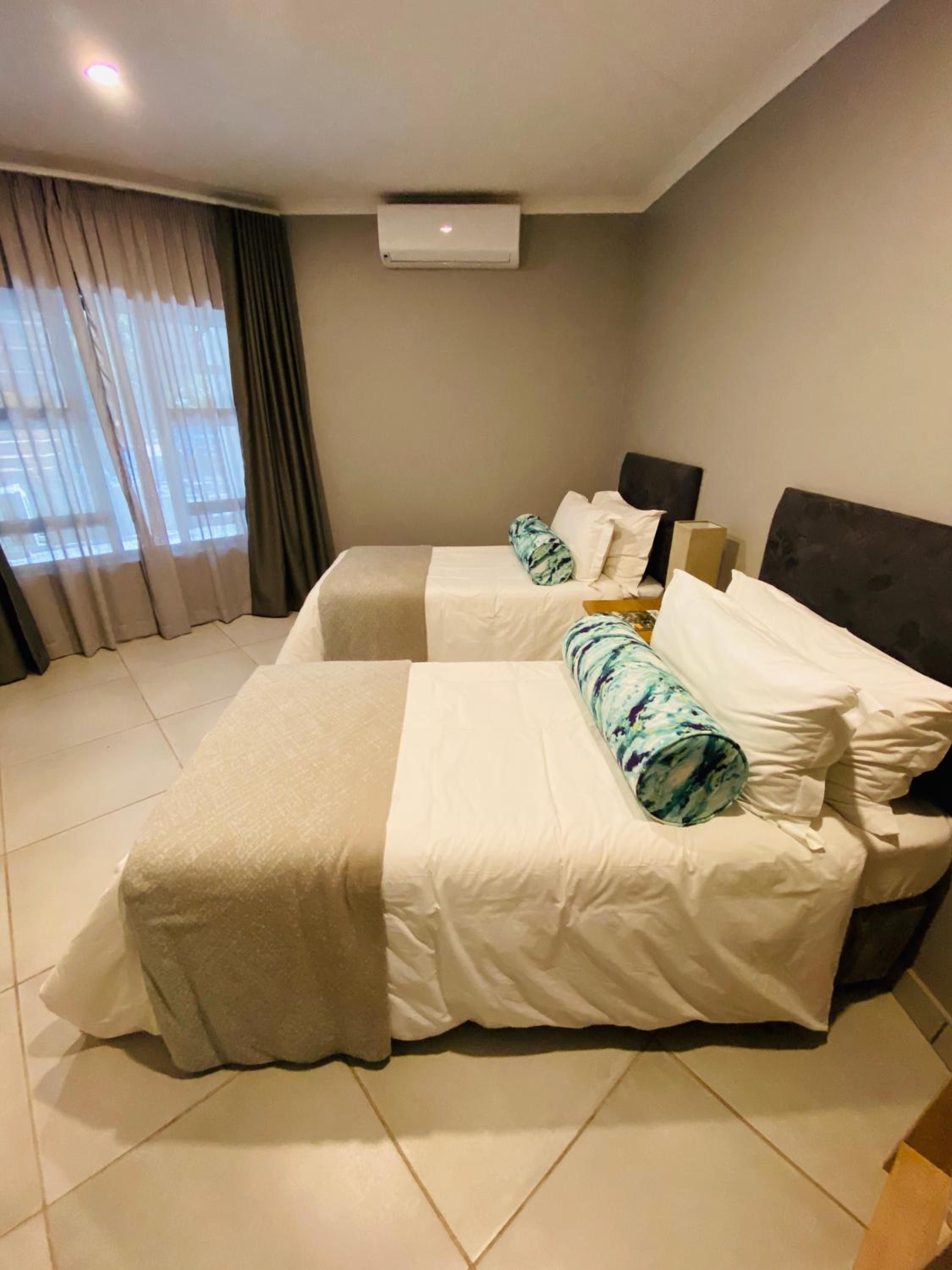 Family Double Room photo 2