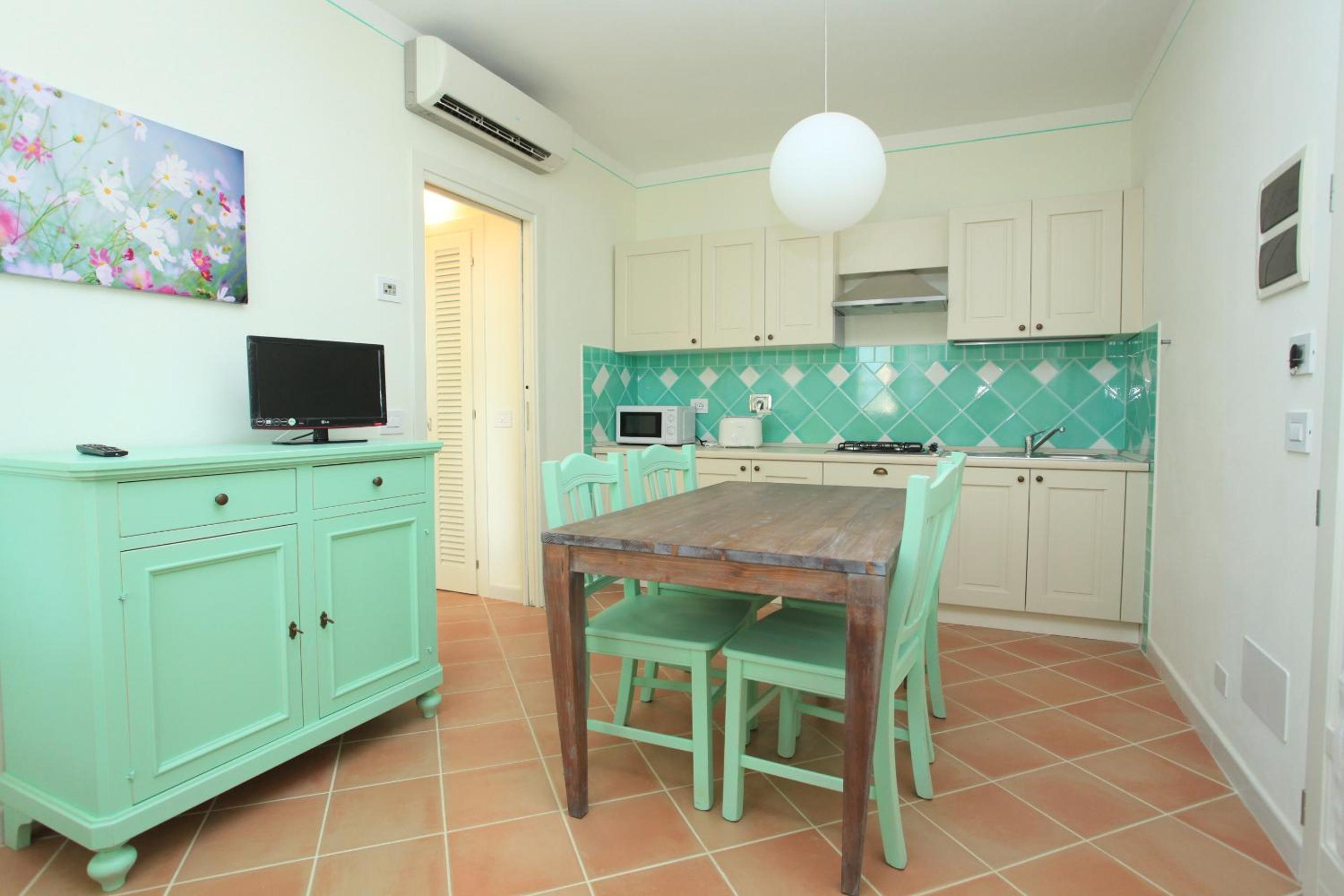 Apartment - Ground Floor photo 2