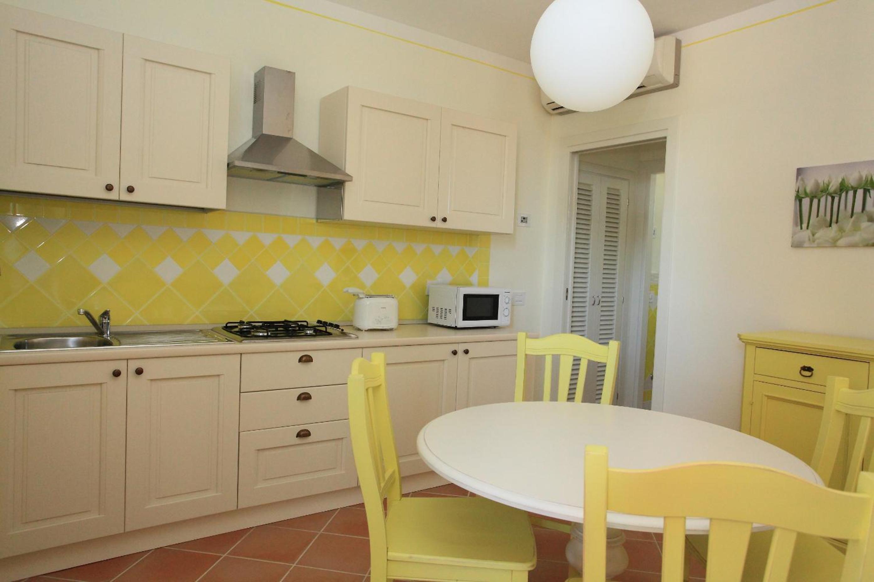 Apartment - Ground Floor photo 2