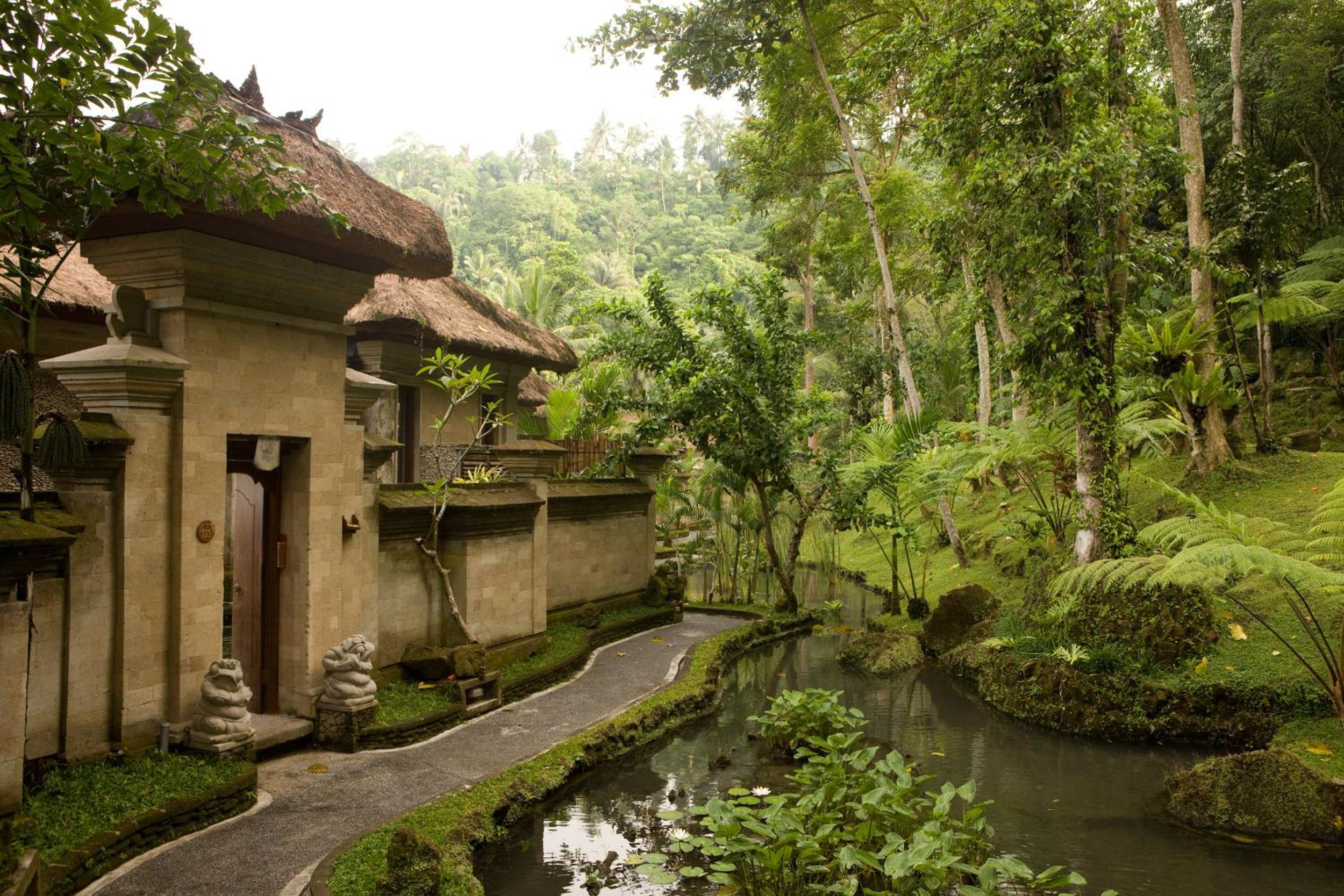 Healing Pool Villa with Daily 60-Minutes Massages thumbnail 5