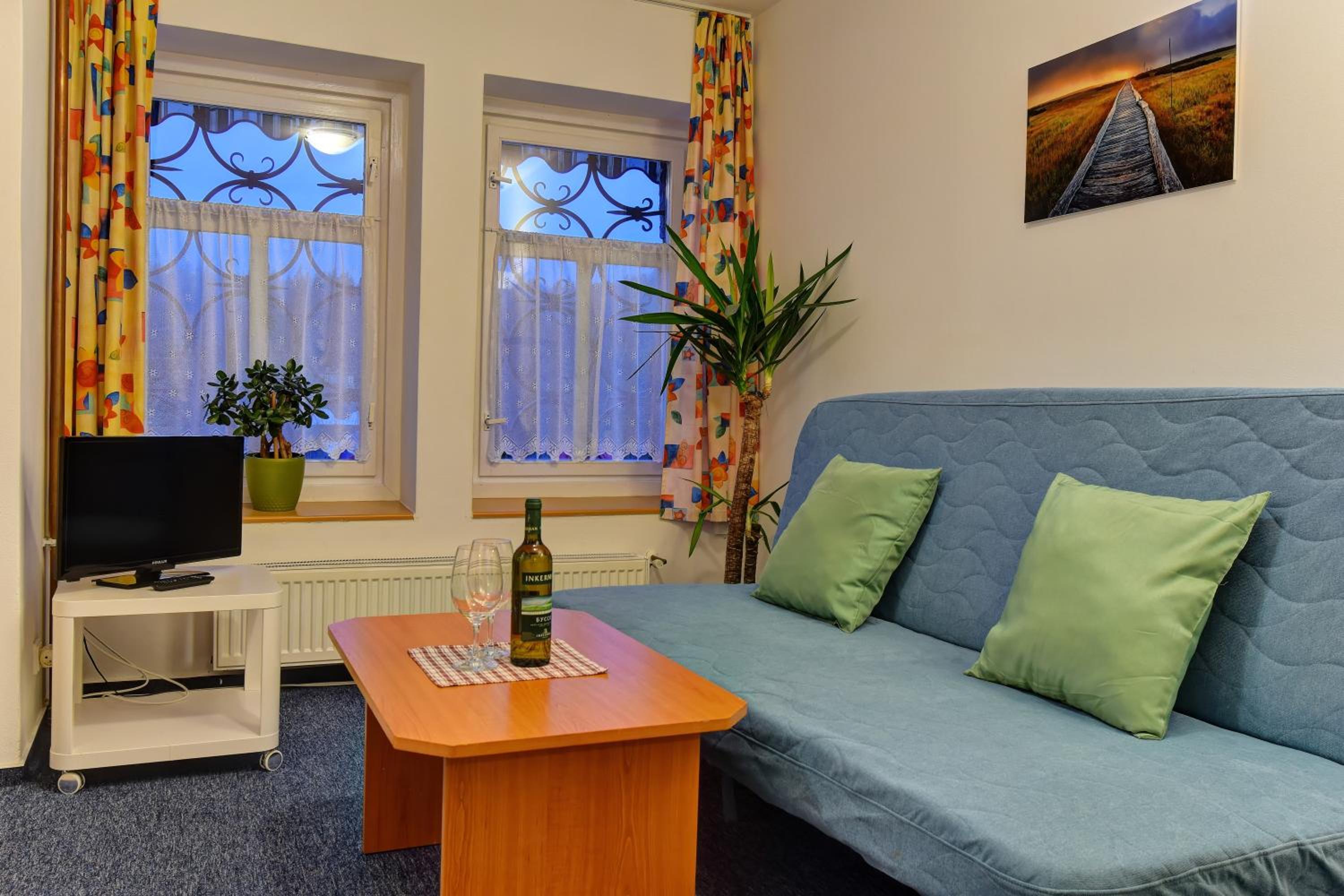 Family Room with Terrace - Photo 1