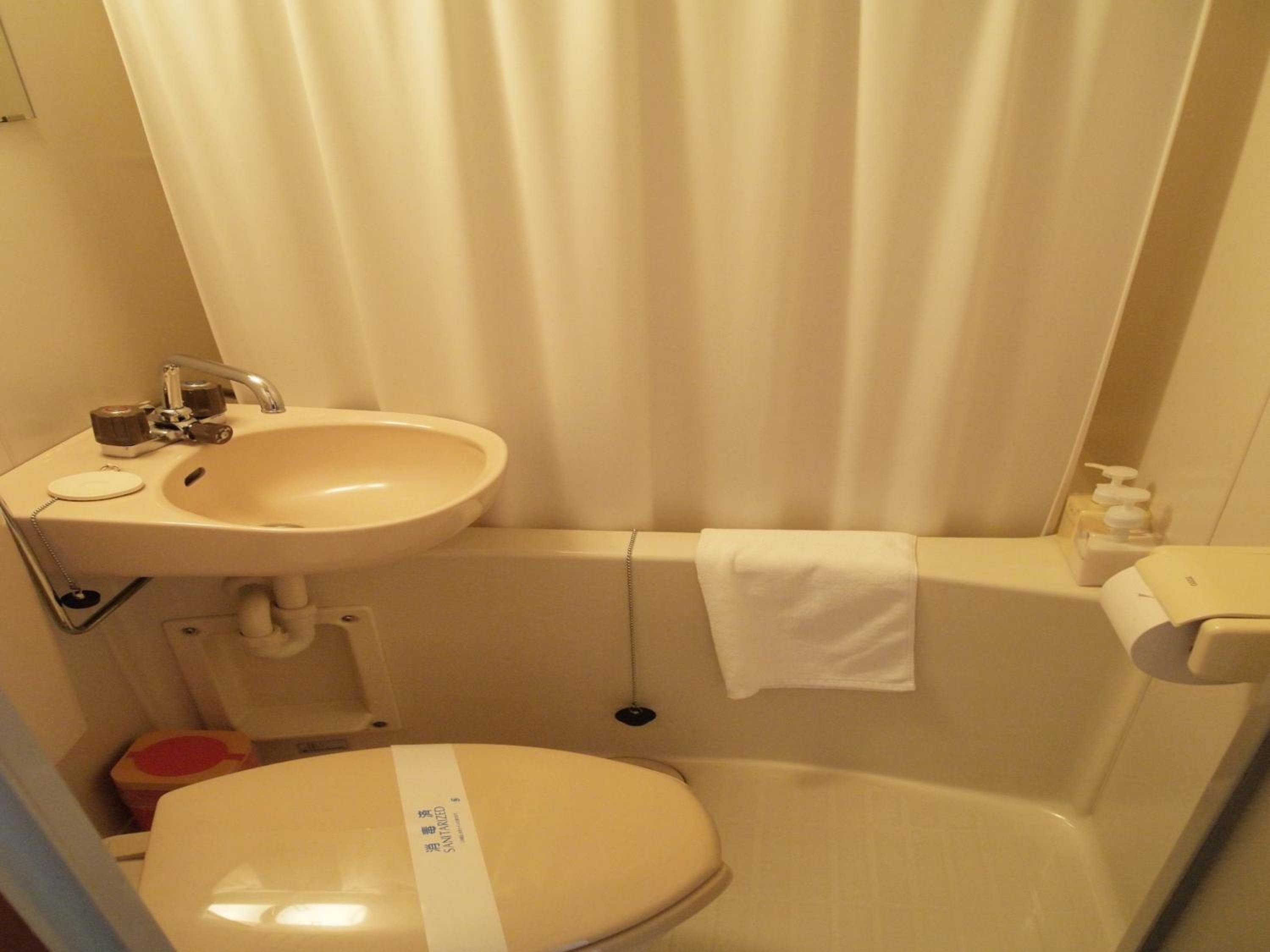 Economy Japanese-Style Room with Partial Sea View photo 3