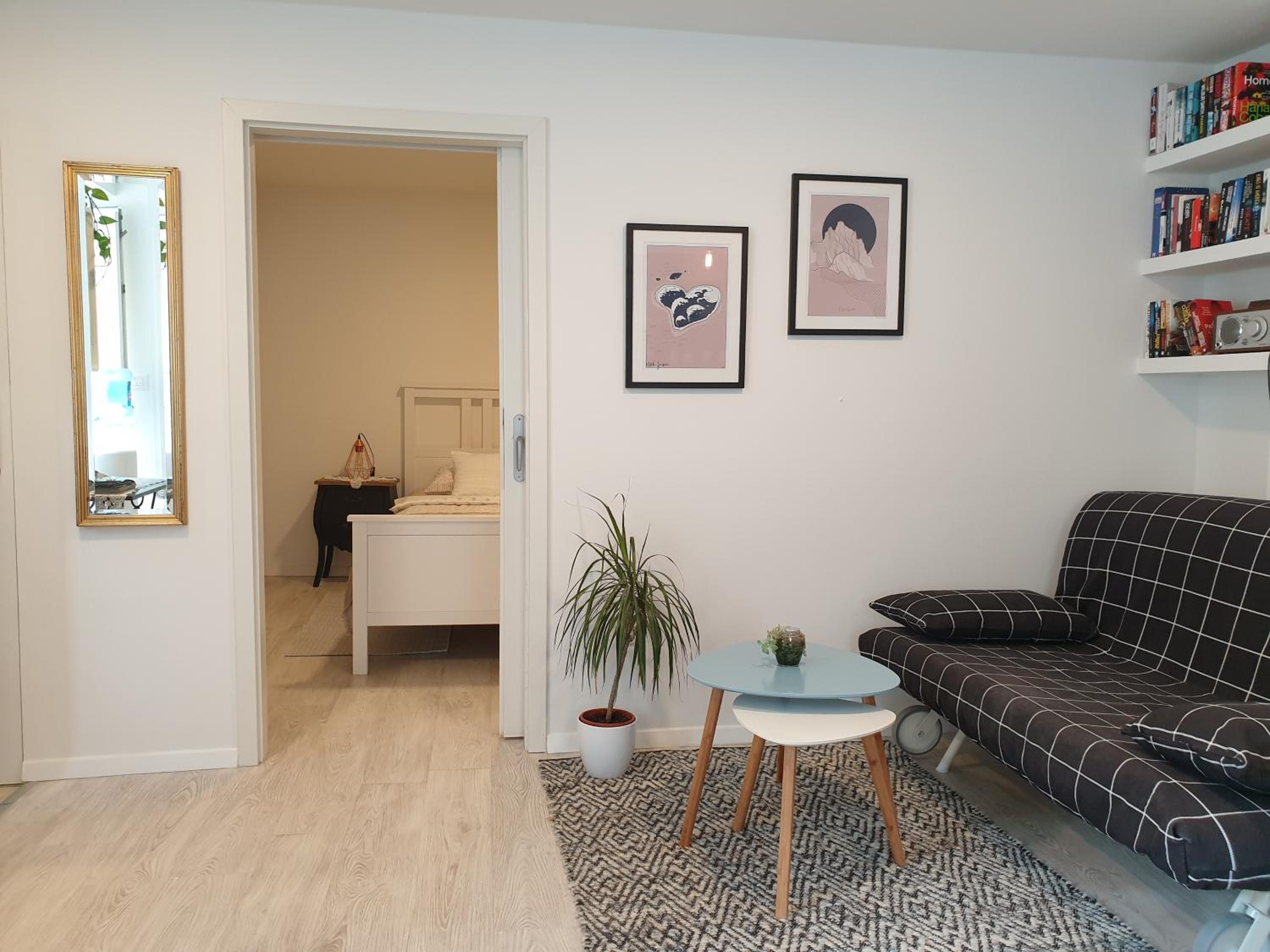 One-Bedroom Apartment - Photo 10