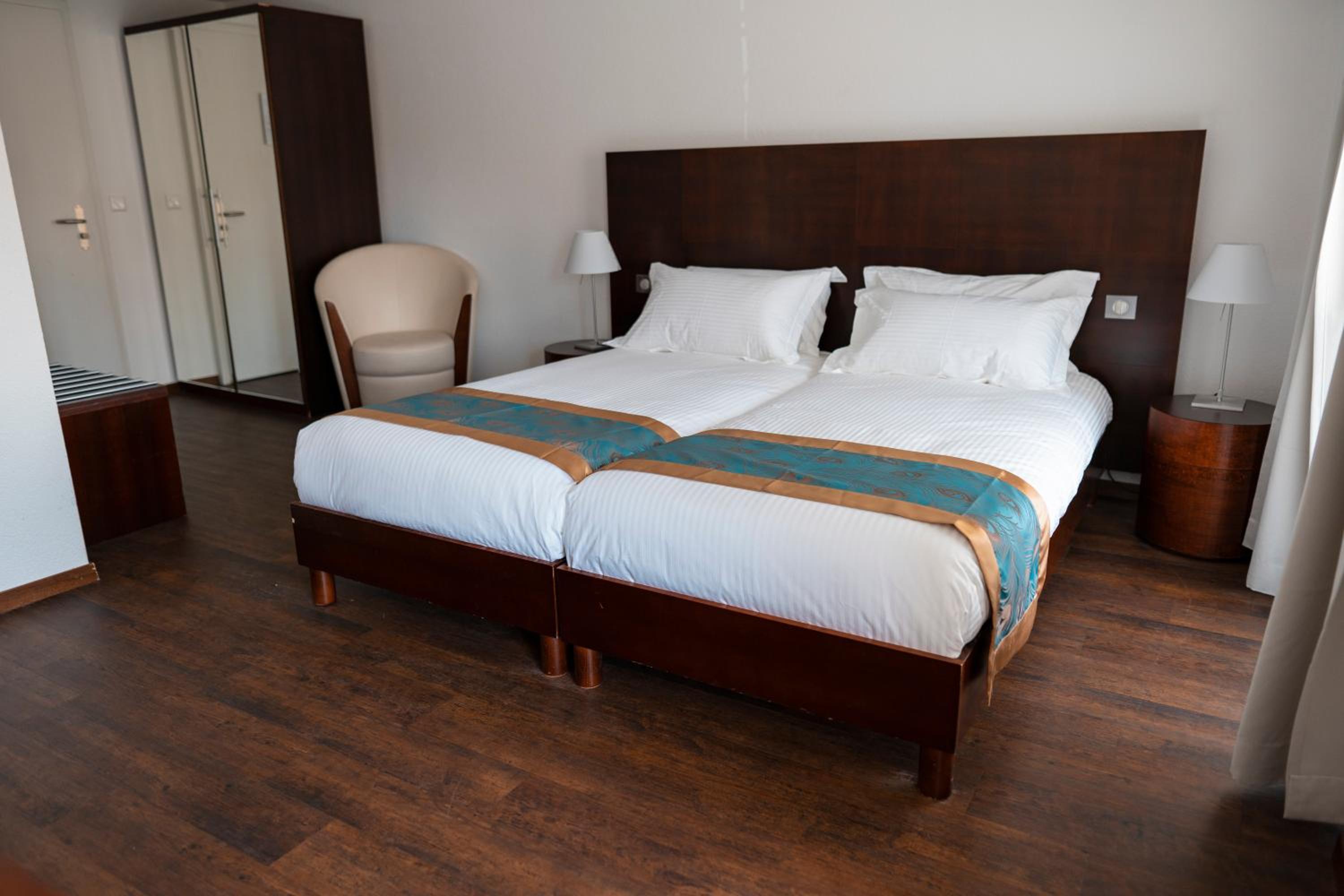 Double Room - Disability Access - Photo 1