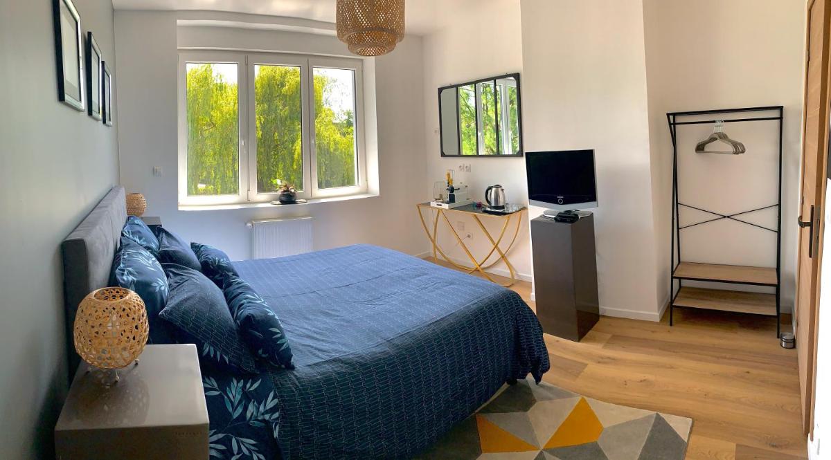Double Room with Garden View - Photo 3